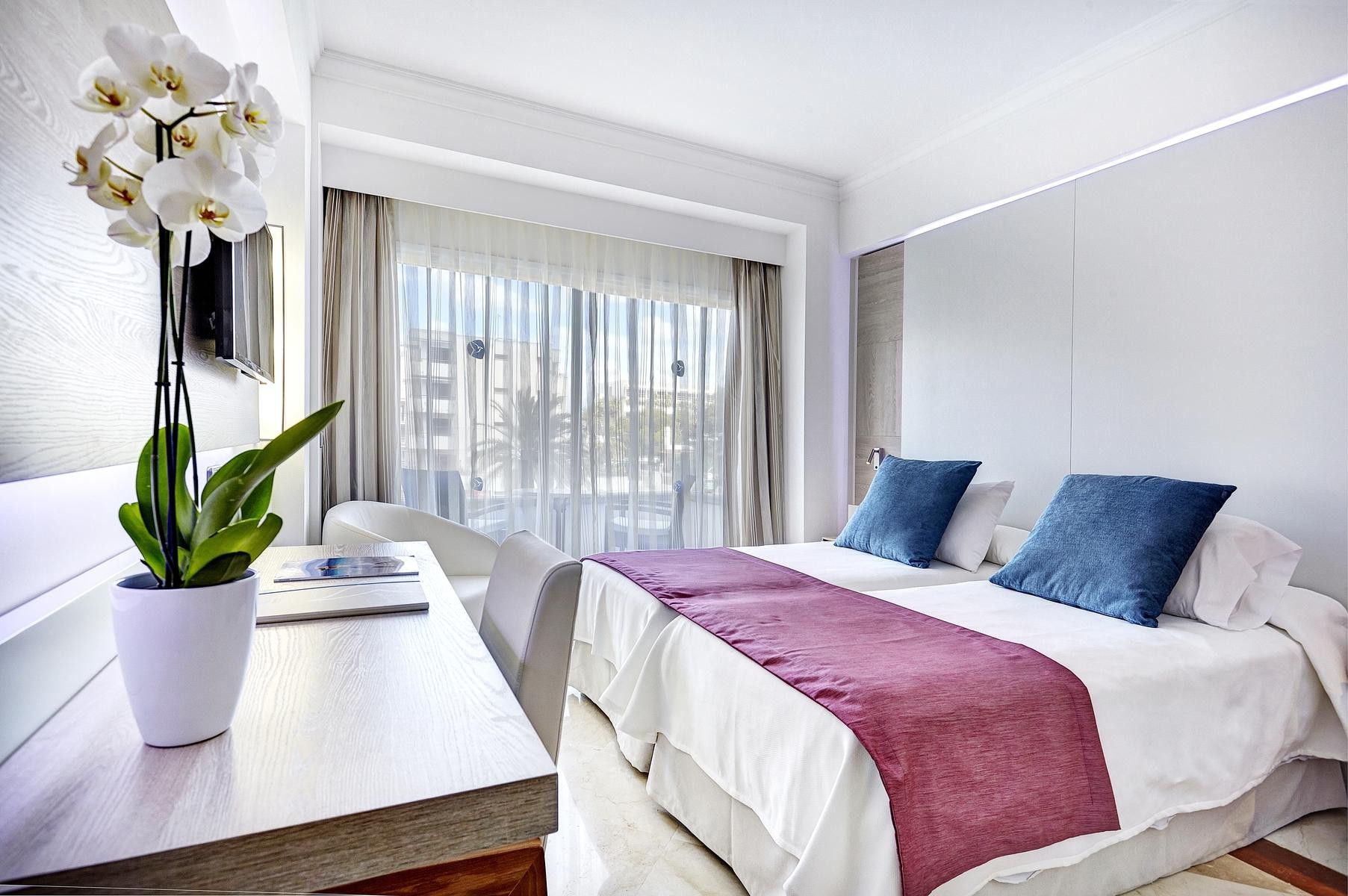 Grupotel Acapulco Playa Hotel 6