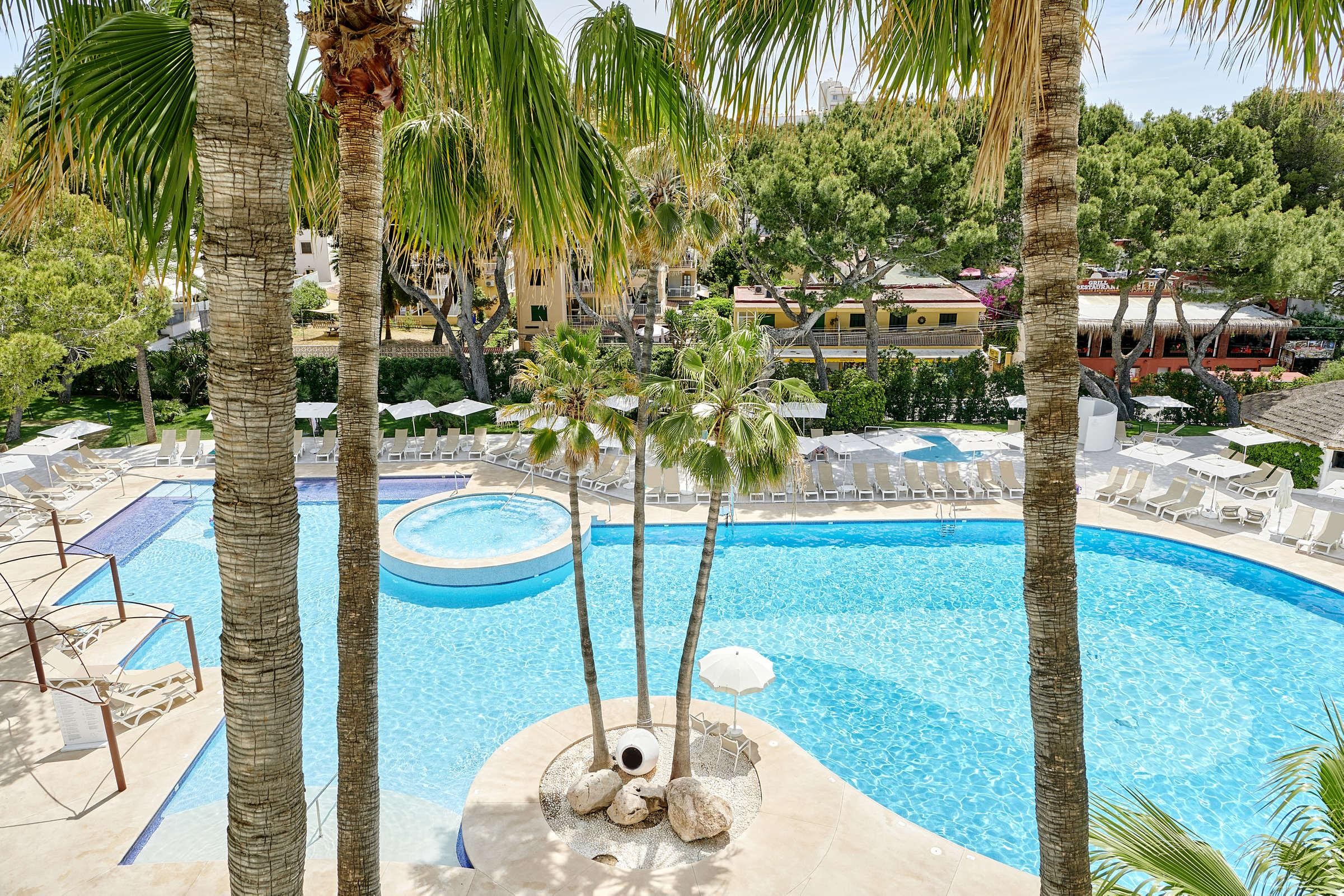 Iberostar Waves Cristina