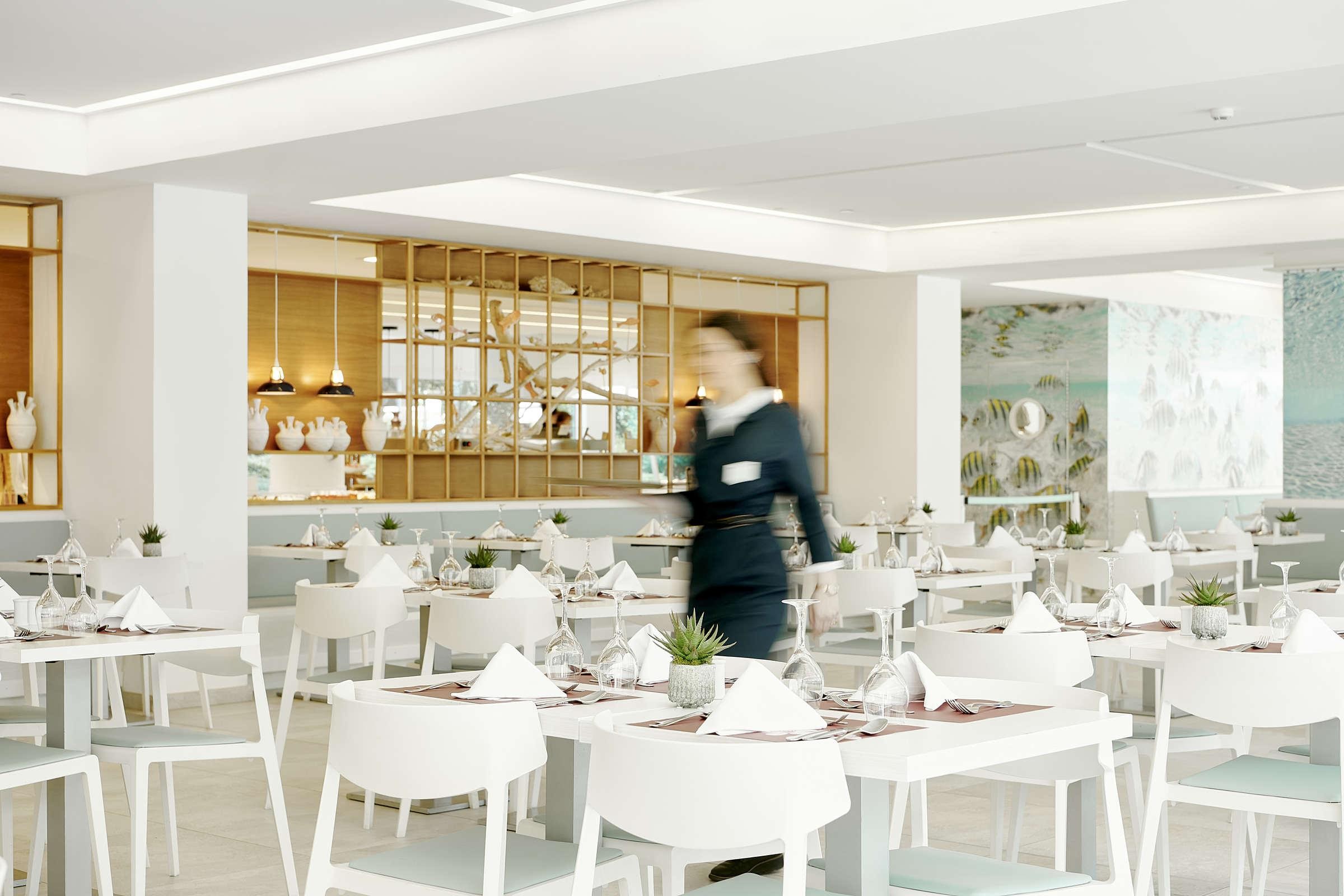 Iberostar Waves Cristina  9