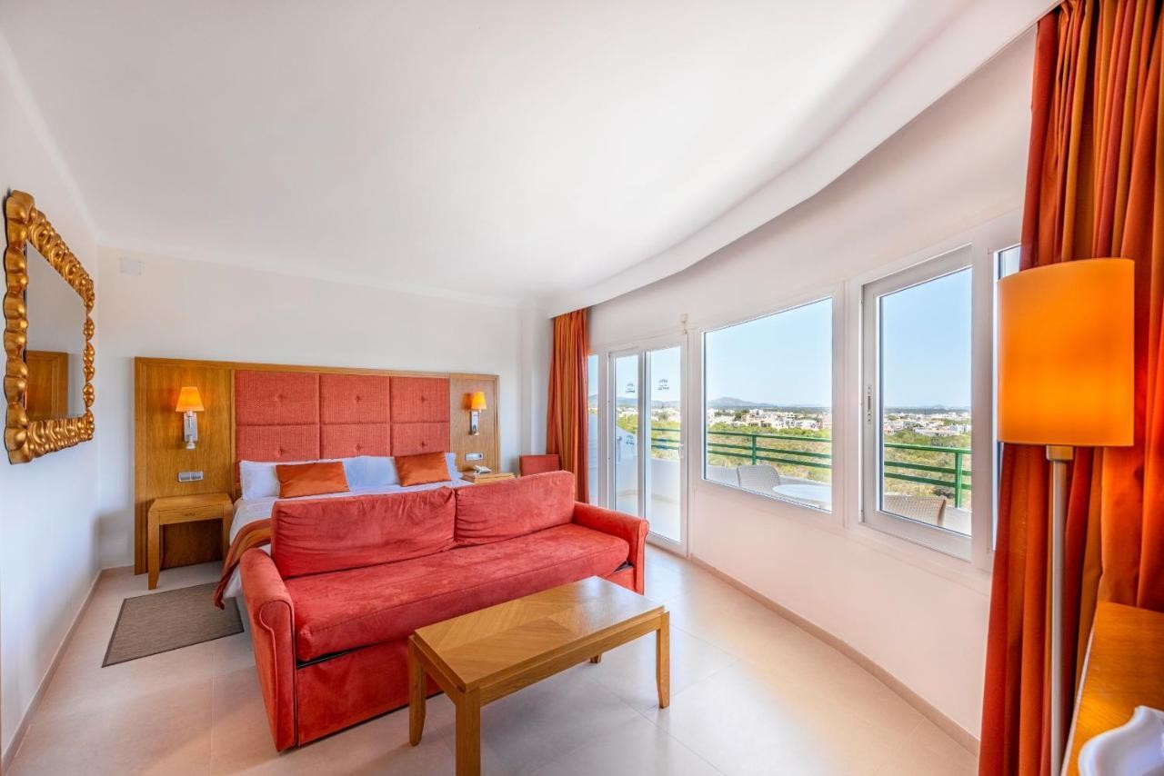 Grupotel Club Cala Marsal 11