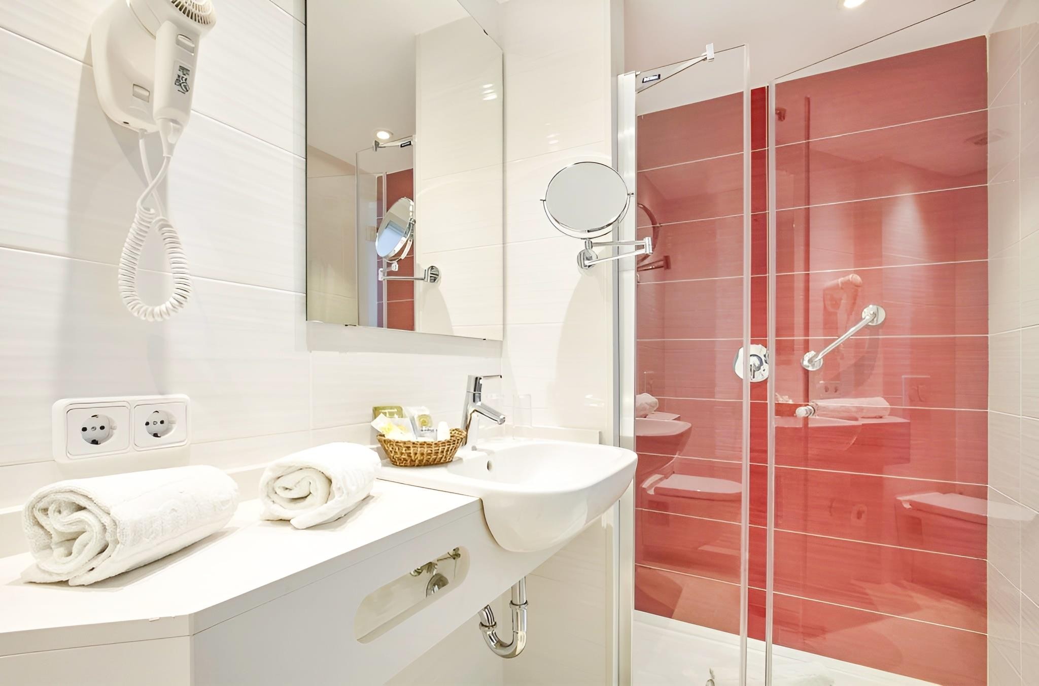 Perla Universal Hotel 8