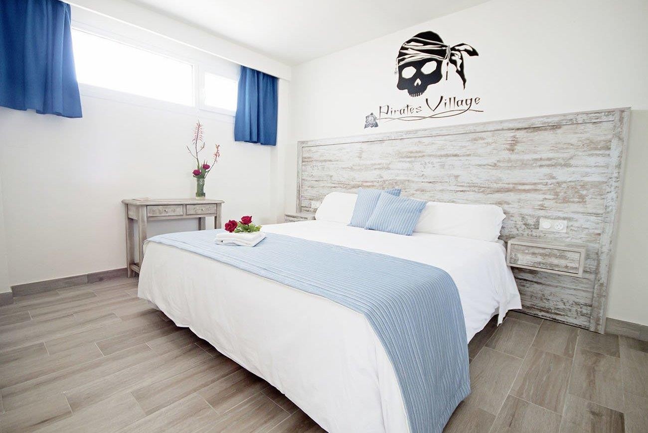 Pirates Village Apartments 8