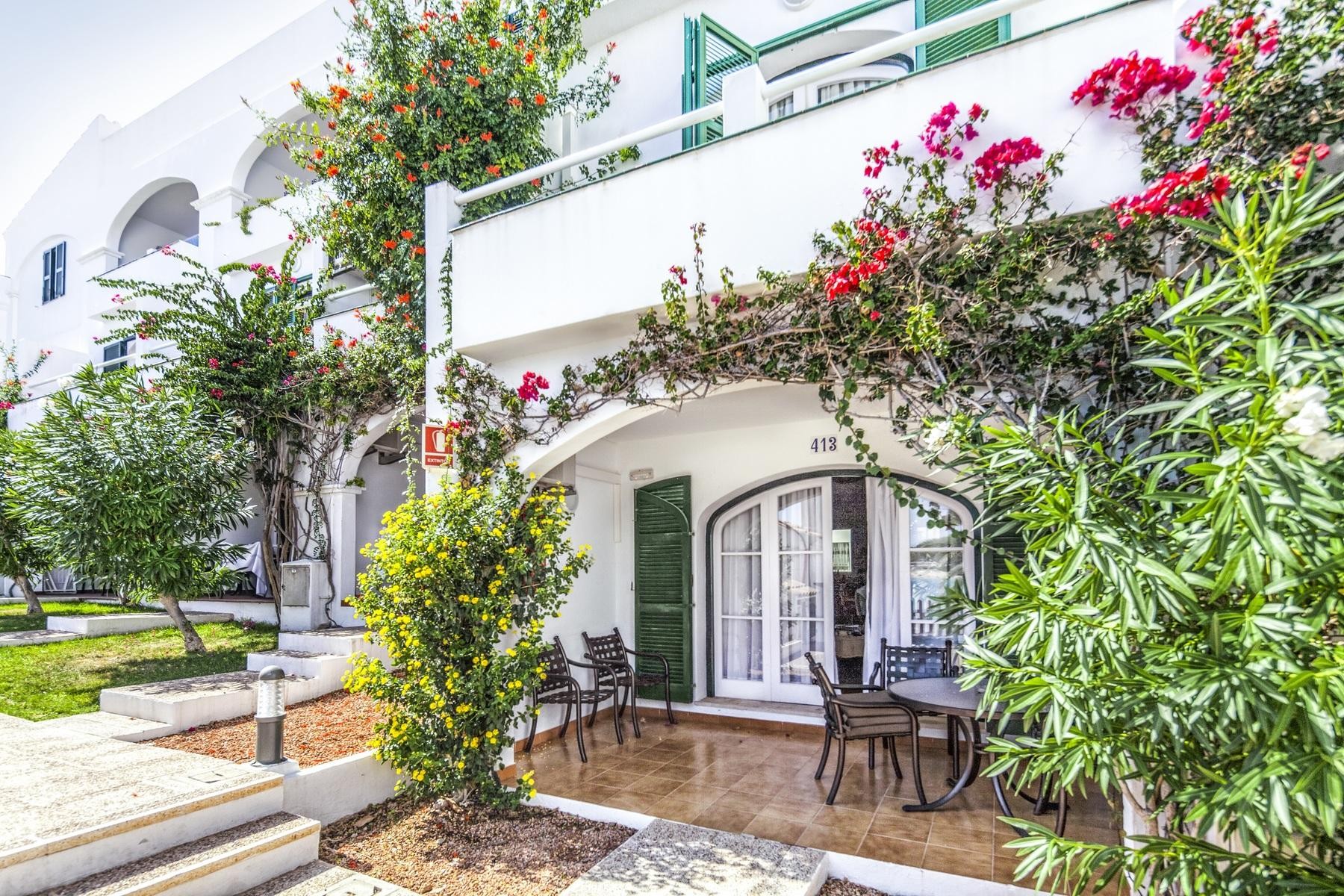 White Sands Beach Club 13