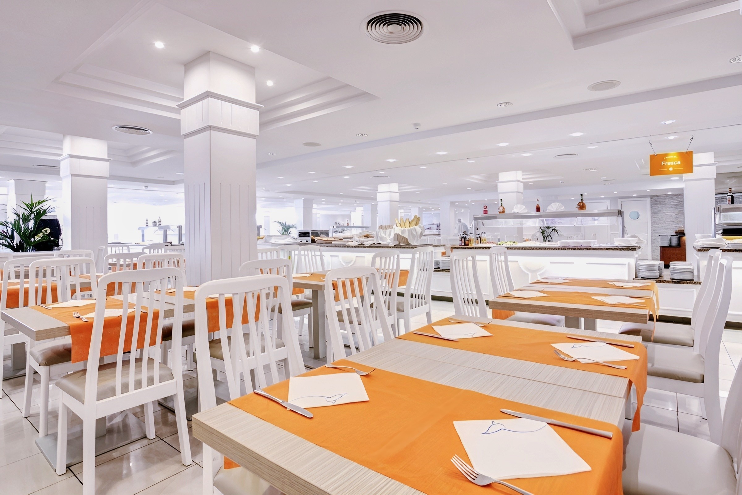 Grupotel Mar de Menorca  12