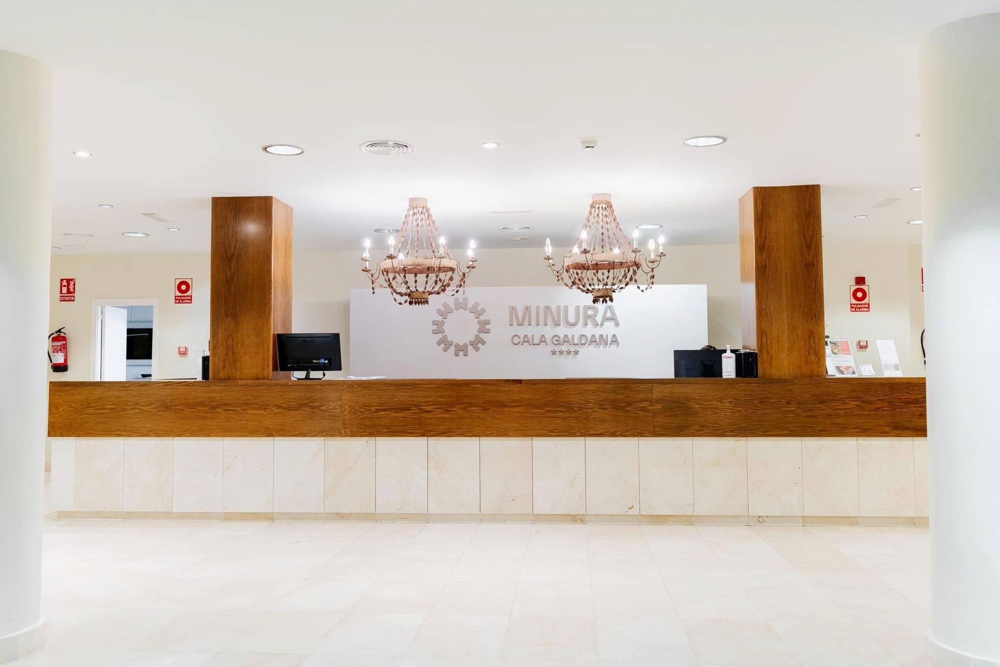 Minura Cala Galdana & Apartamentos D'Aljandar 22