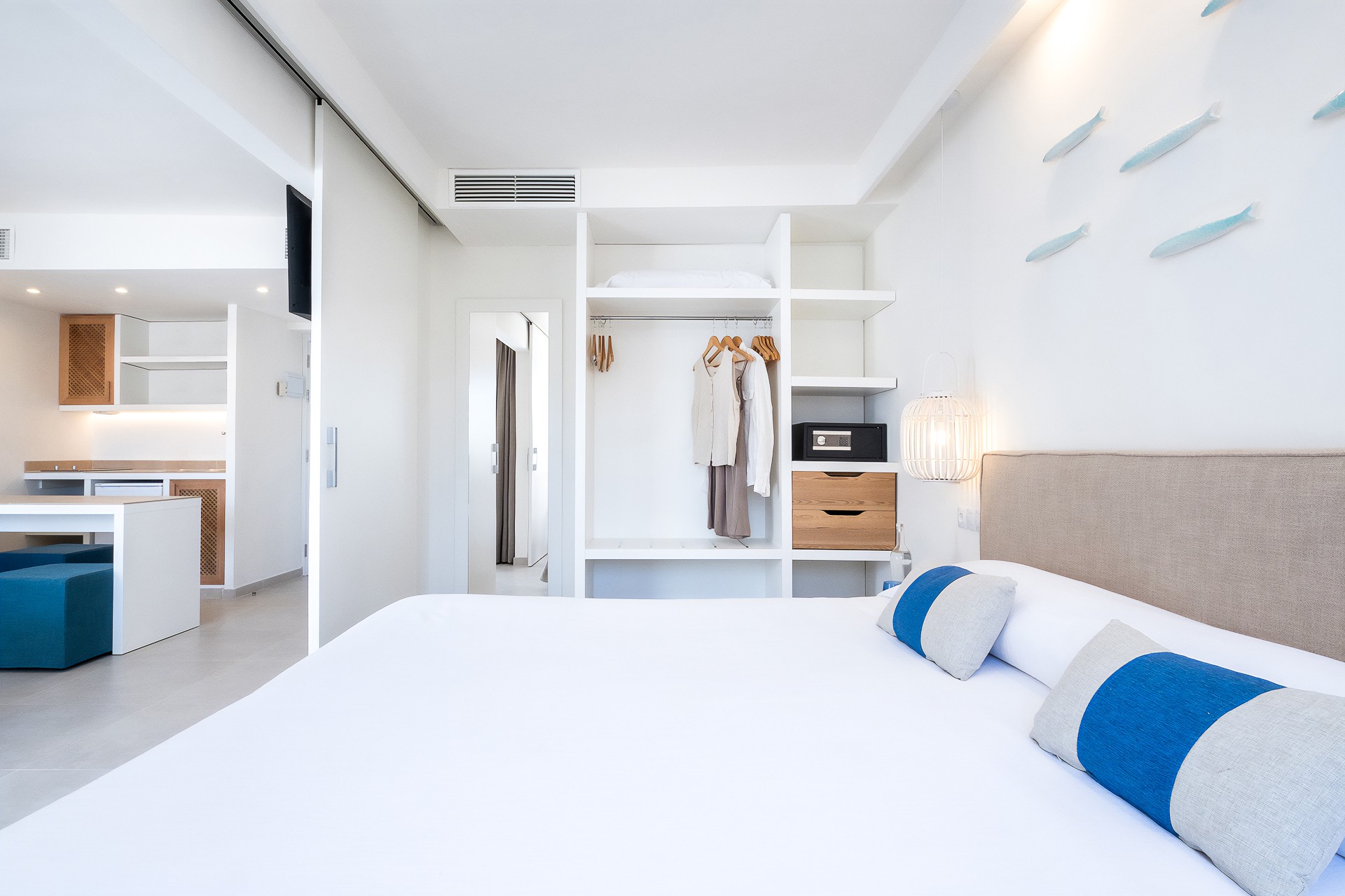 Fergus Style Carema Beach 5