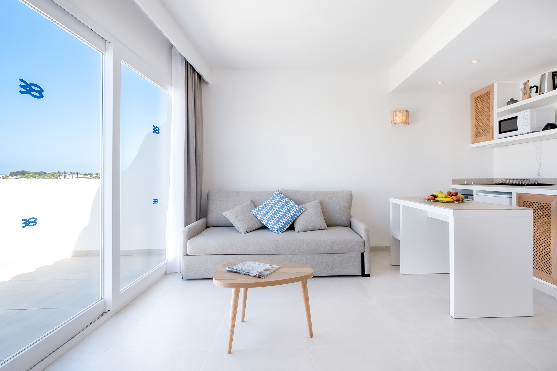 Fergus Style Carema Beach 6