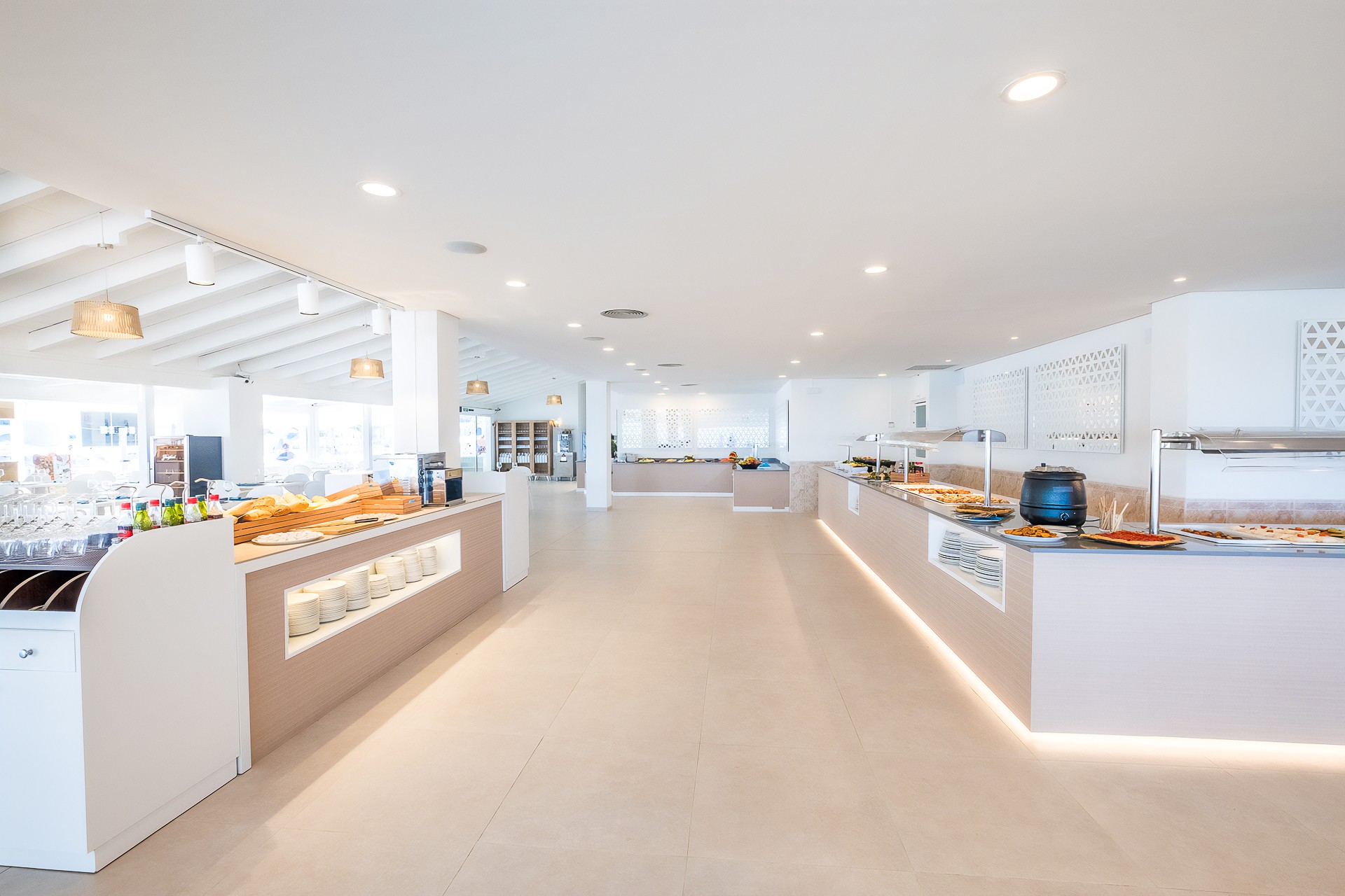 Fergus Style Carema Beach 19