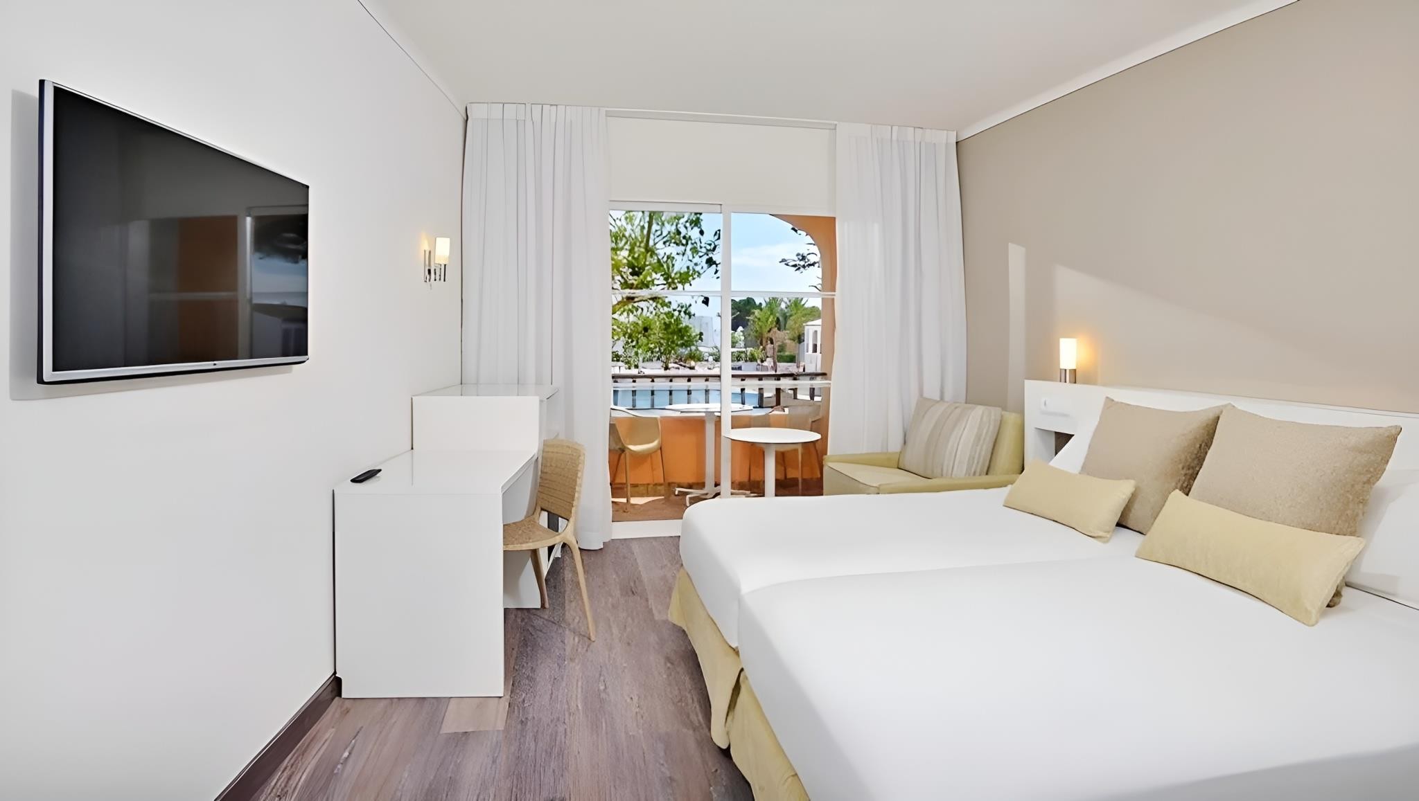 Sol Falcó Menorca 9