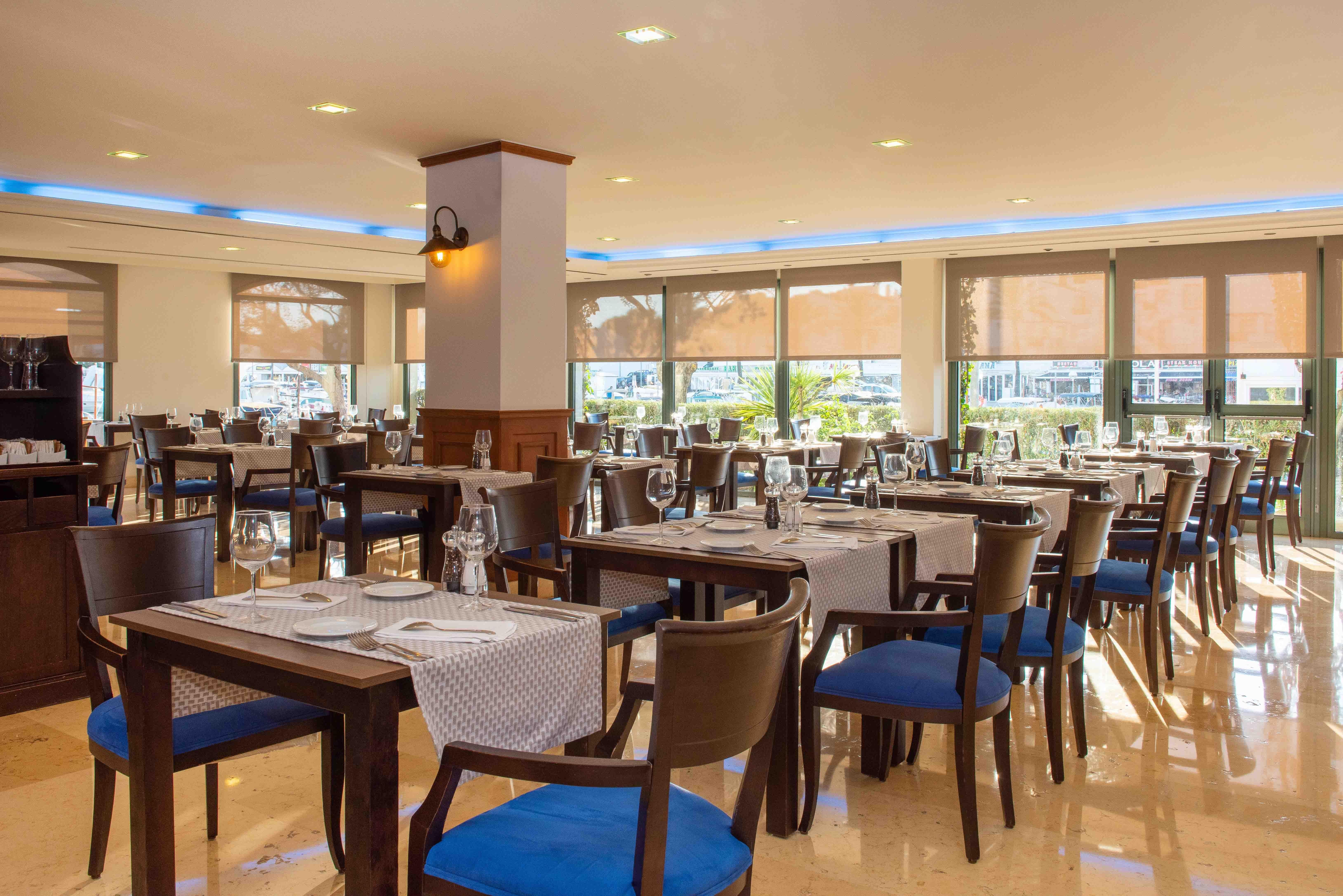 Valentin Star - Adults only 14