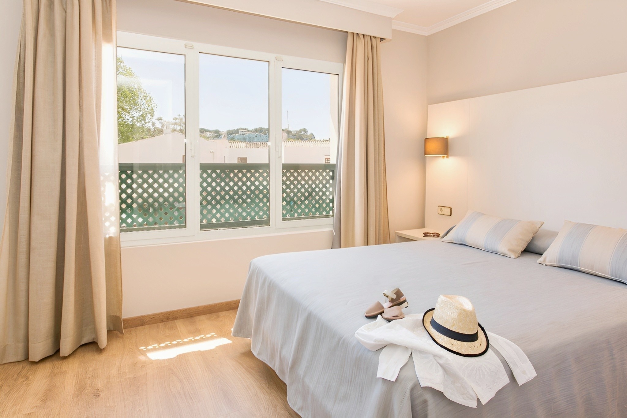 Minura Cala Galdana & Apartamentos D'Aljandar 12