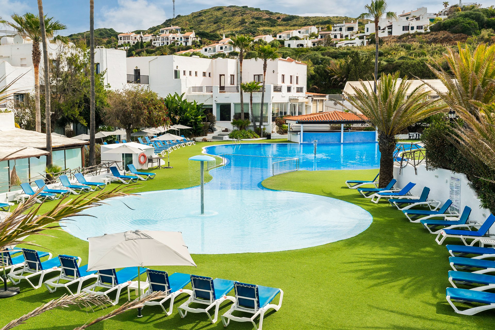 Fergus Club Carema Splash 12