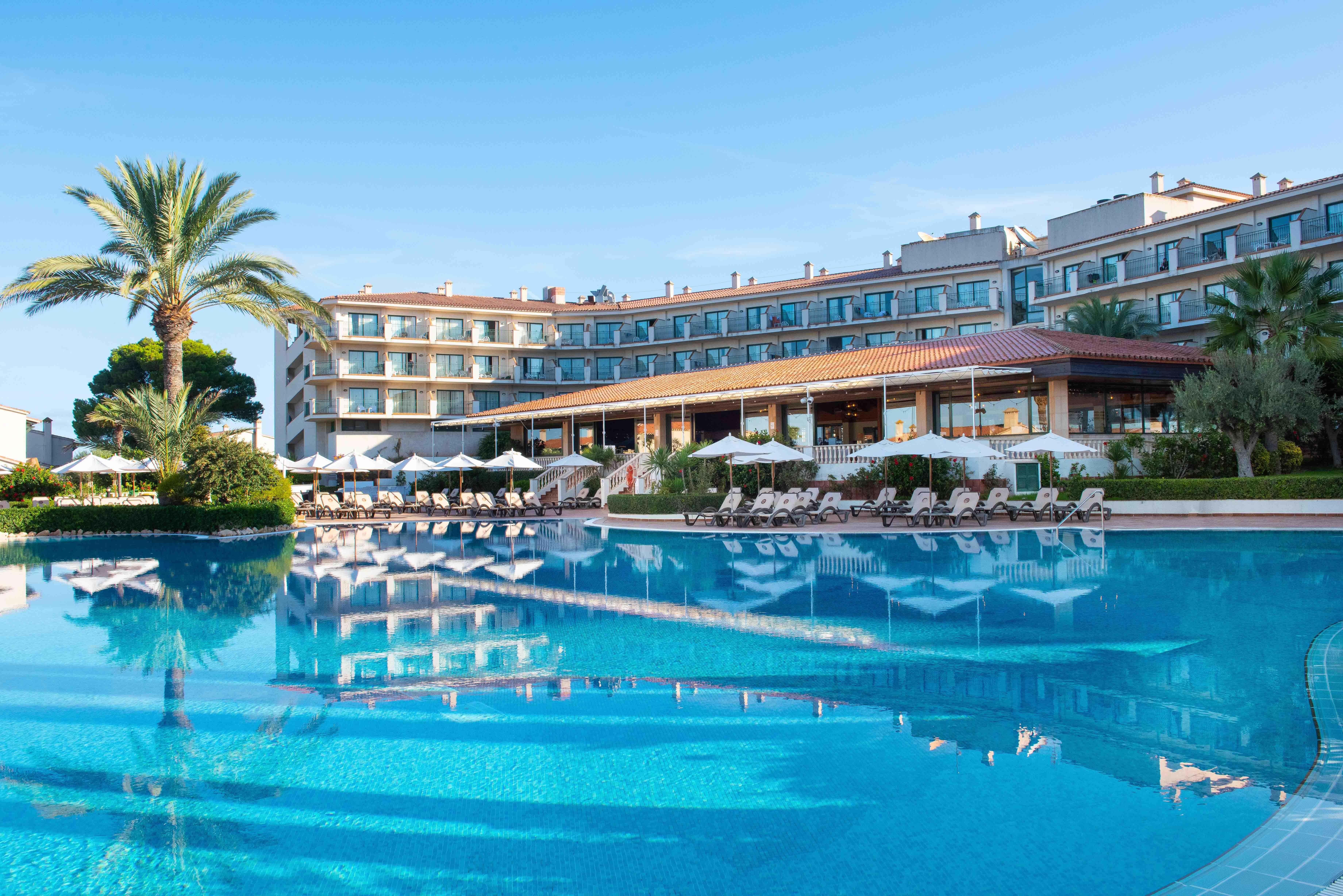 Valentin Son Bou Hotel y Apartamentos