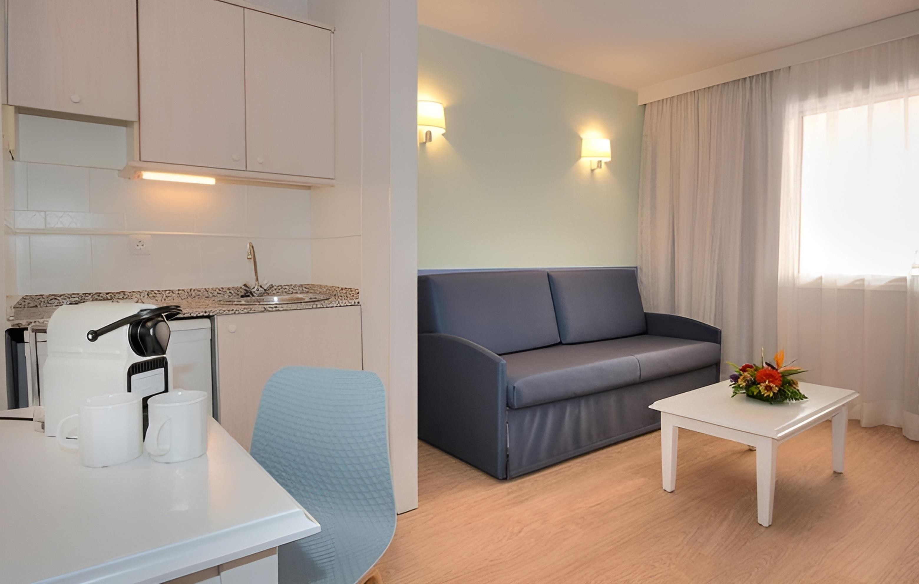 Hovima Jardin Caleta 6