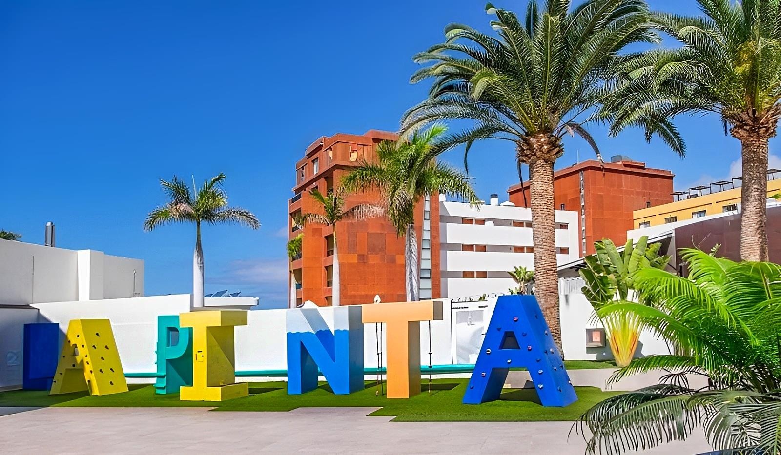 Hovima La Pinta Beachfront Family Hotel 13