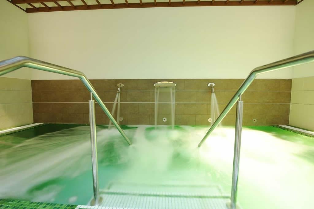 Regency Torviscas Apartments Suites 10