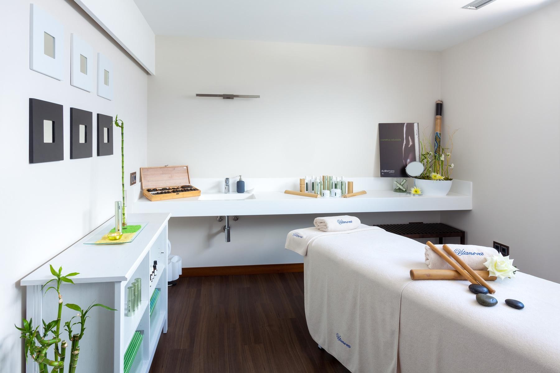 TIGOTAN Lovers & Friends Playa de las Américas 11