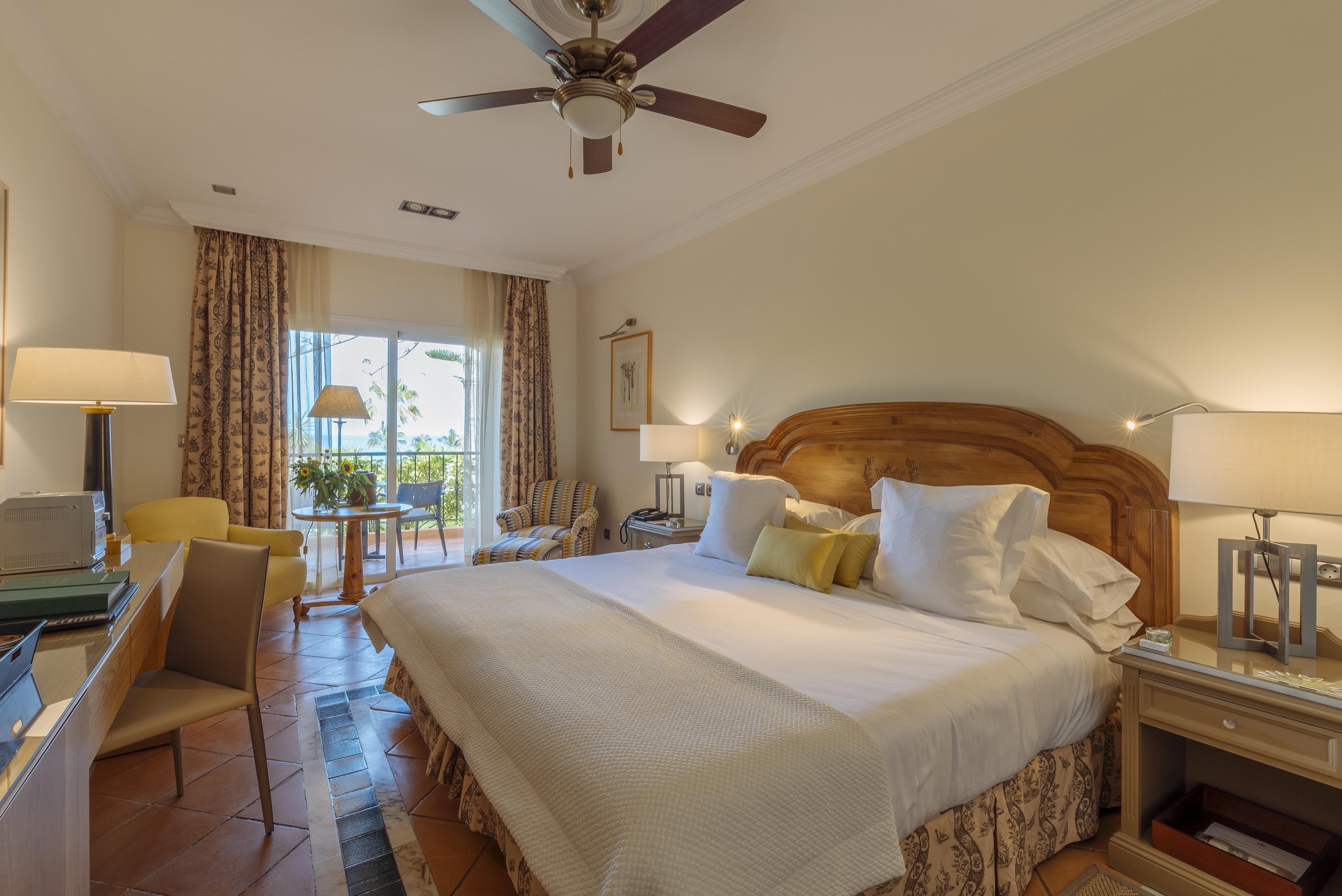 Bahia del Duque Las Villas Resort 8