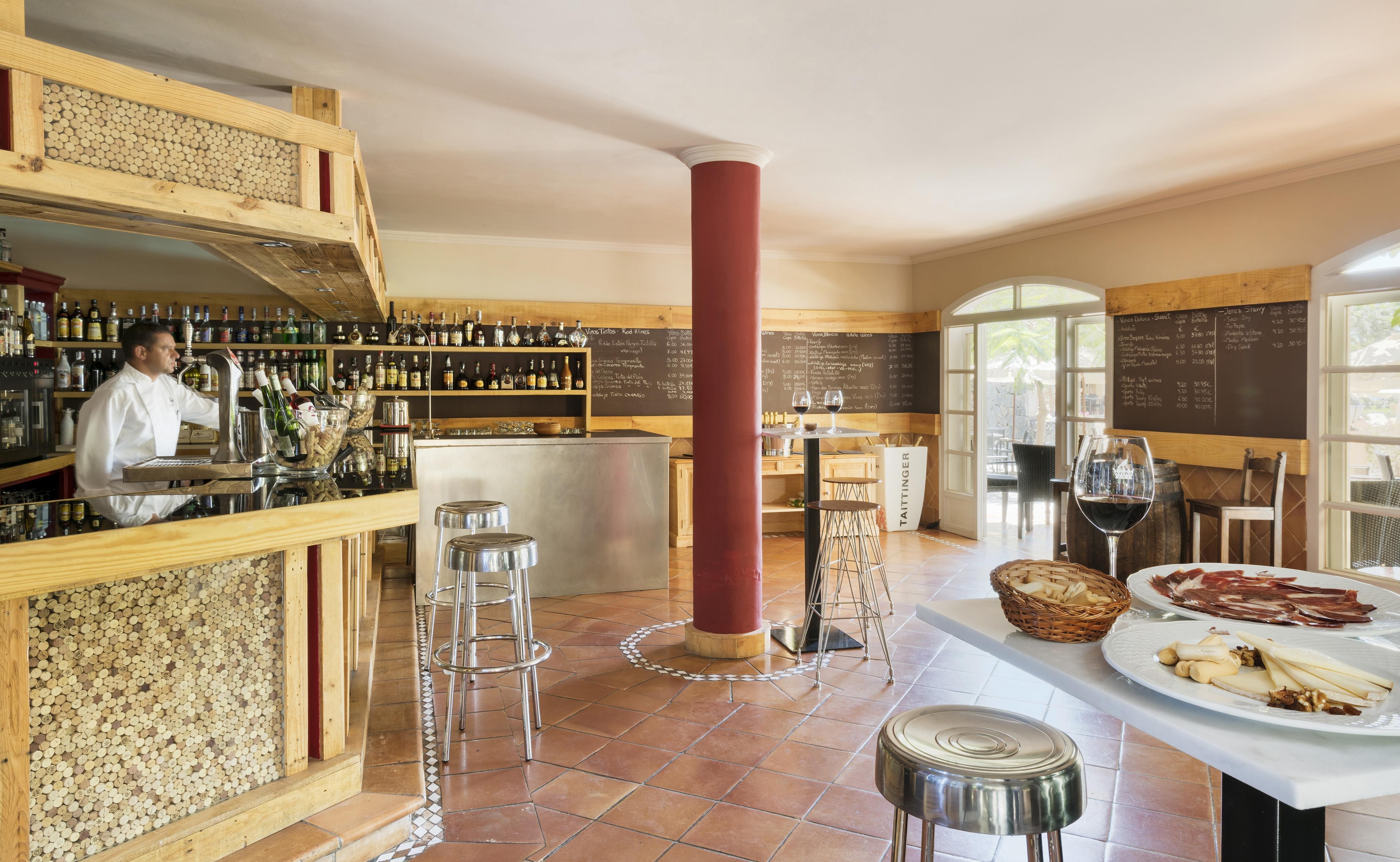 Bahia del Duque Las Villas Resort 14