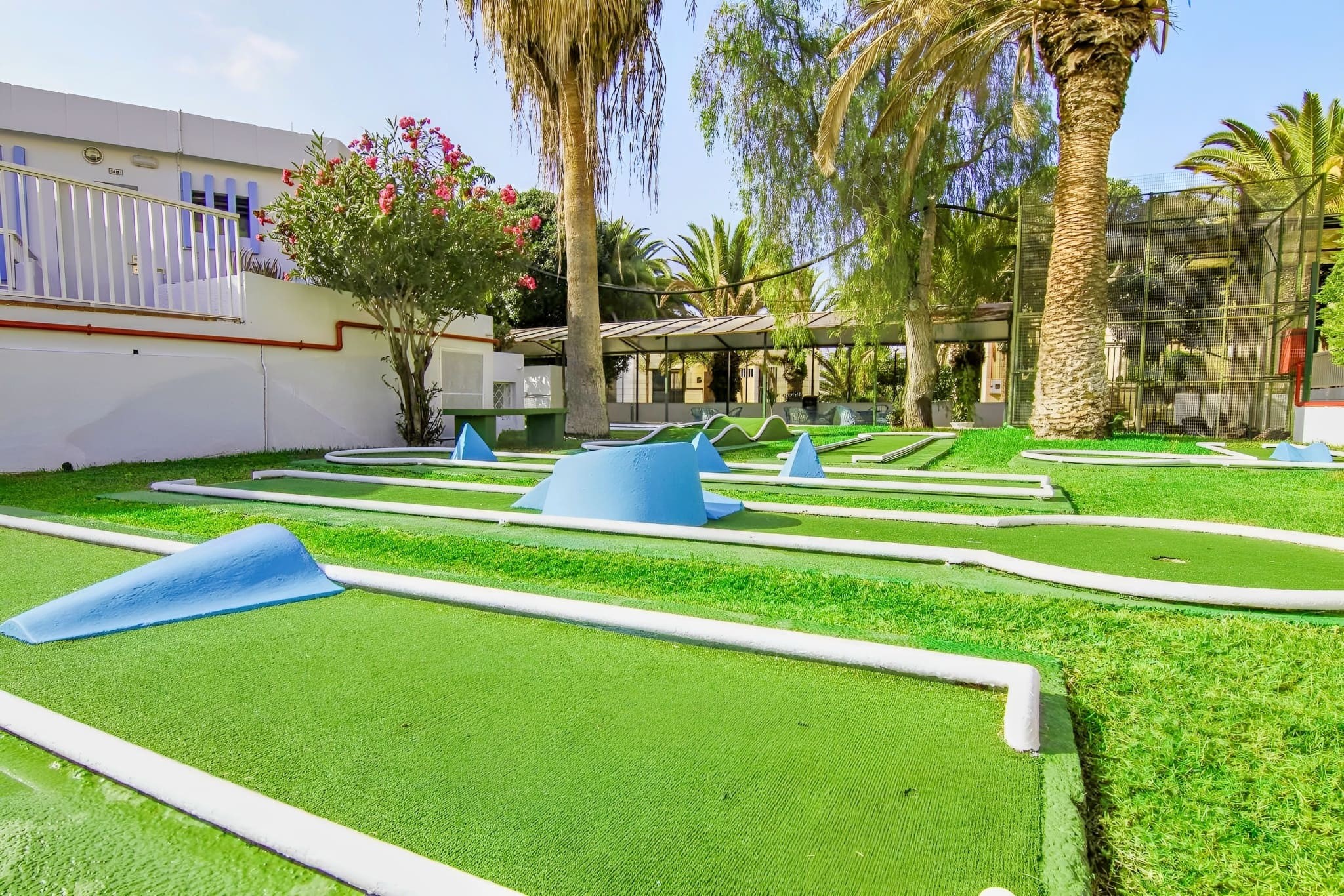 Checkin Bungalows Atlantida 22