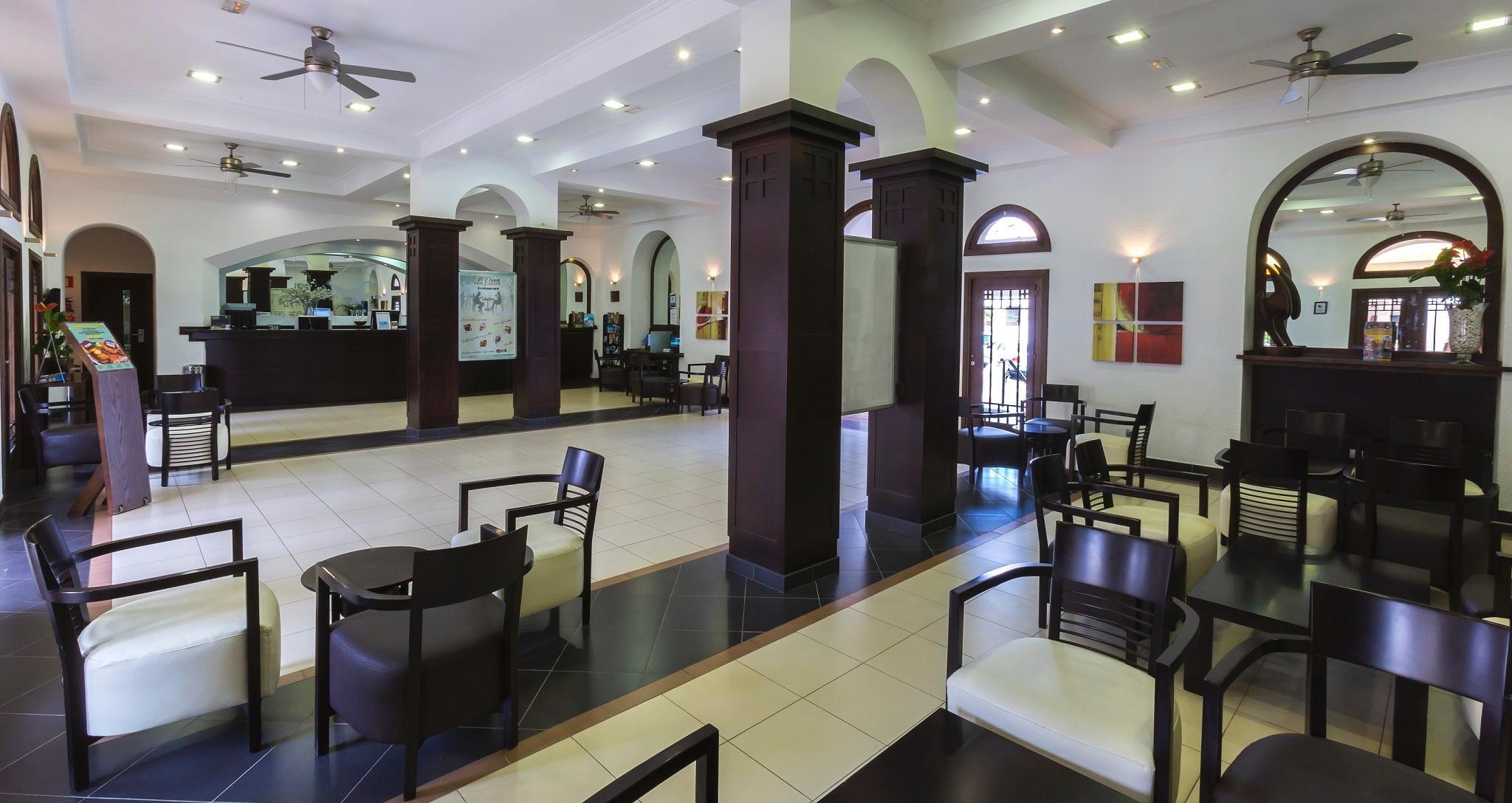 The Suites at beverly Hills Tenerife 9