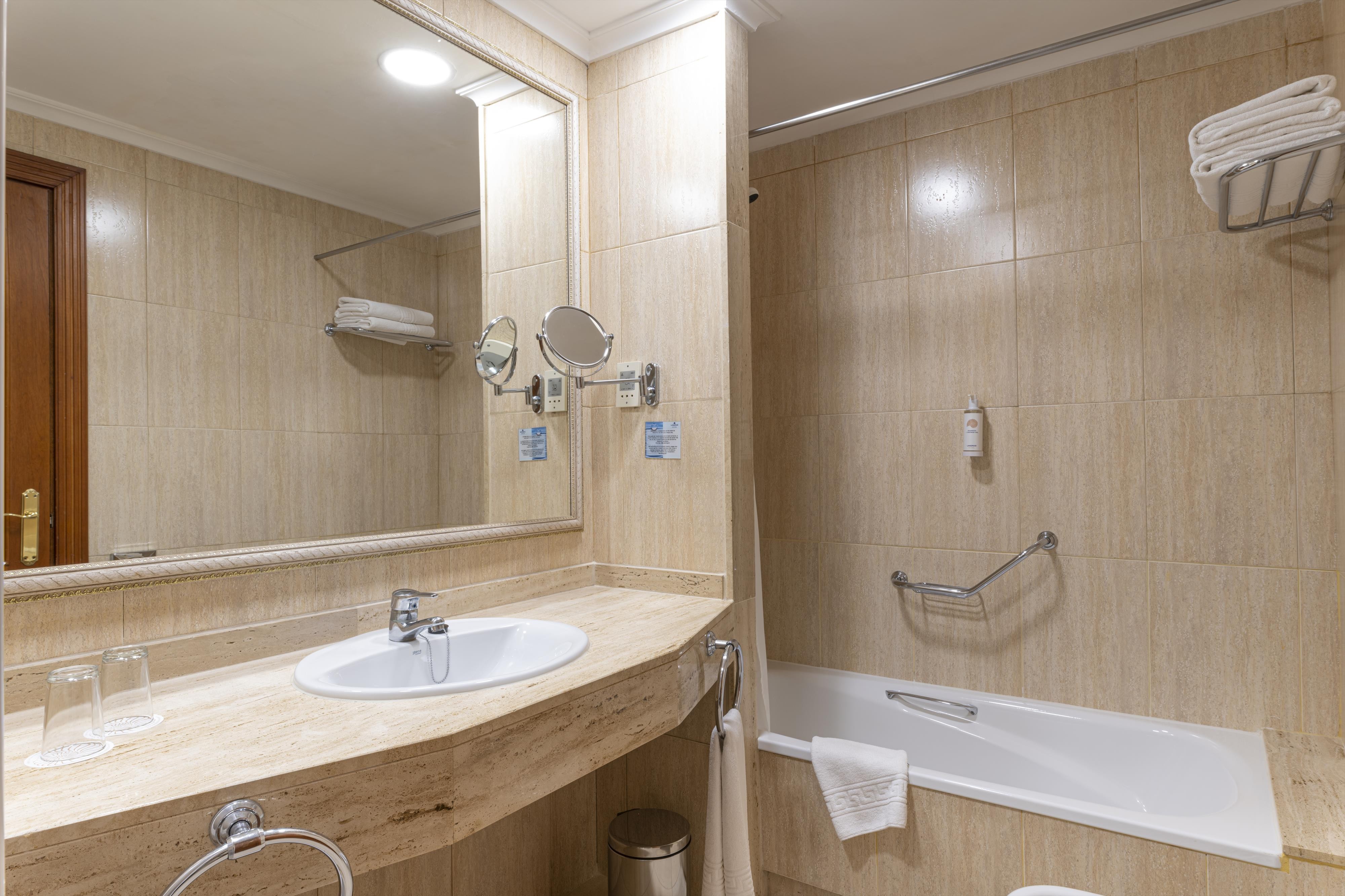 Landmar Playa la Arena 11