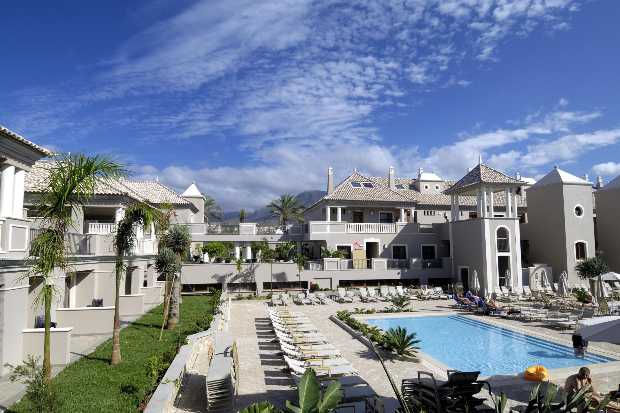 Marylanza Suites & Spa