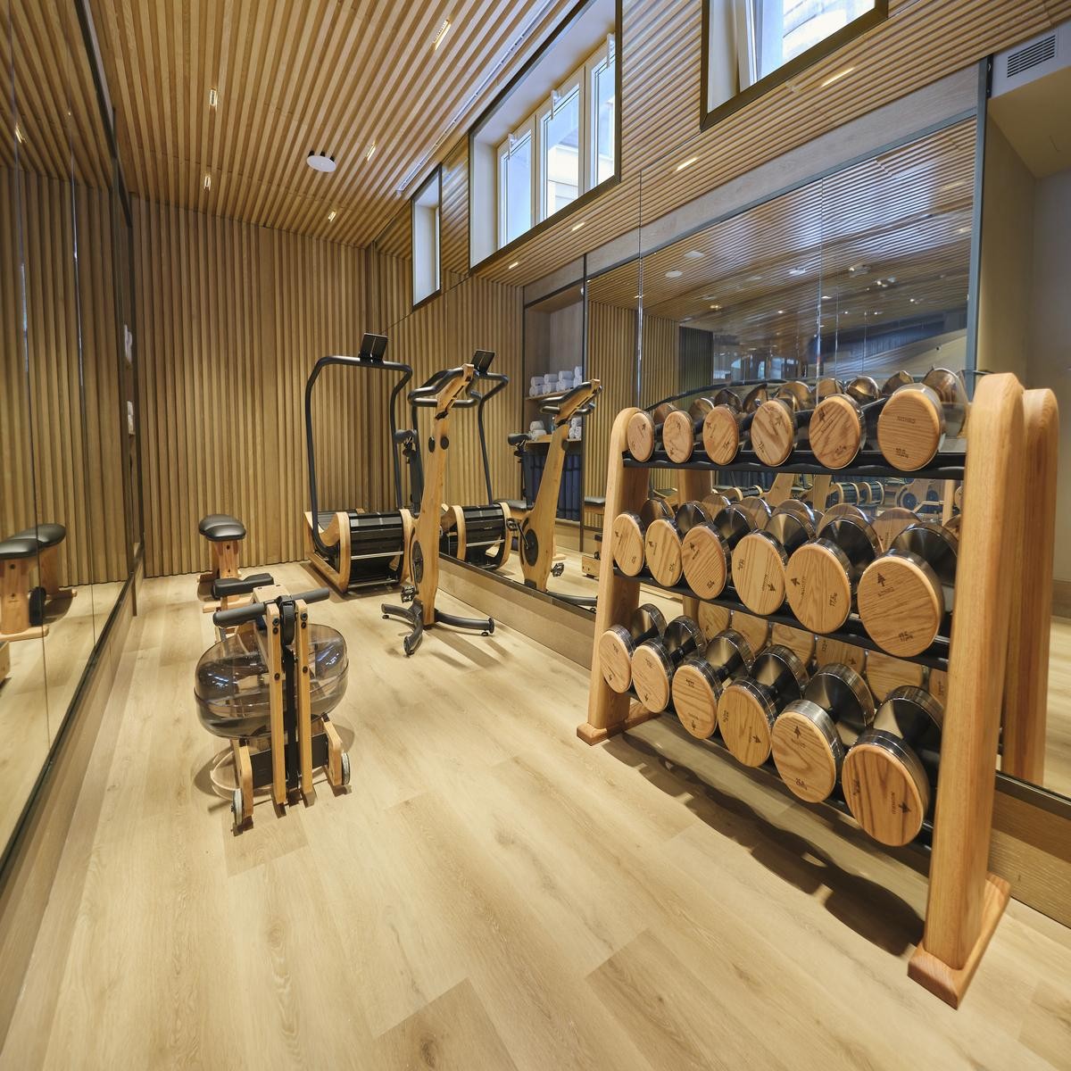 Estimar Valencia 4& One 8