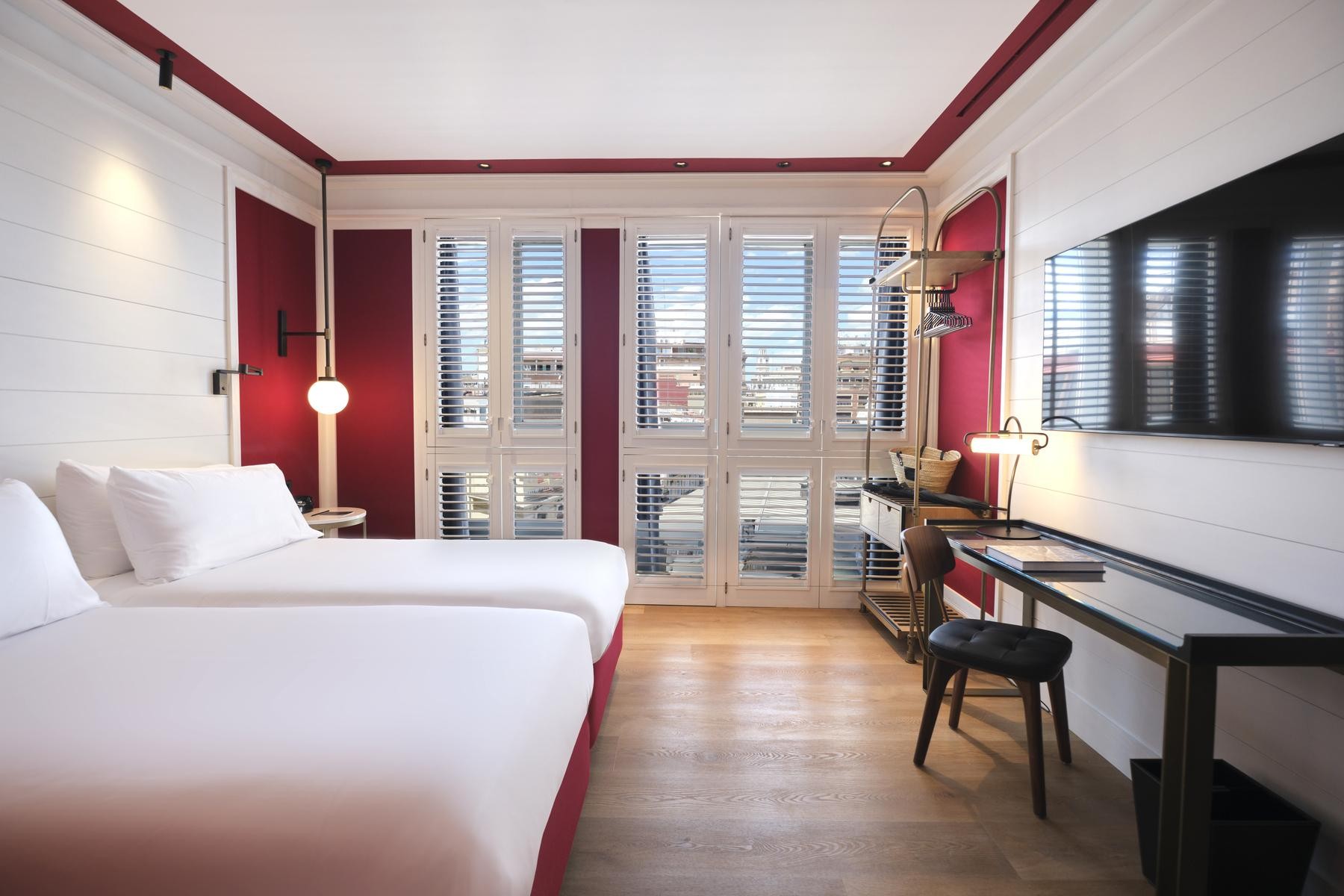 Estimar Valencia 4& One