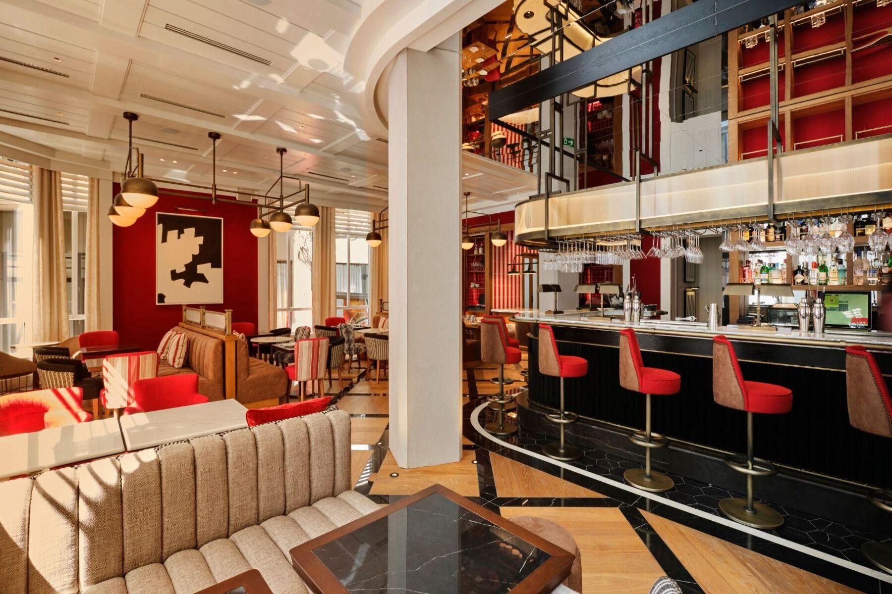 Estimar Valencia 4& One 6