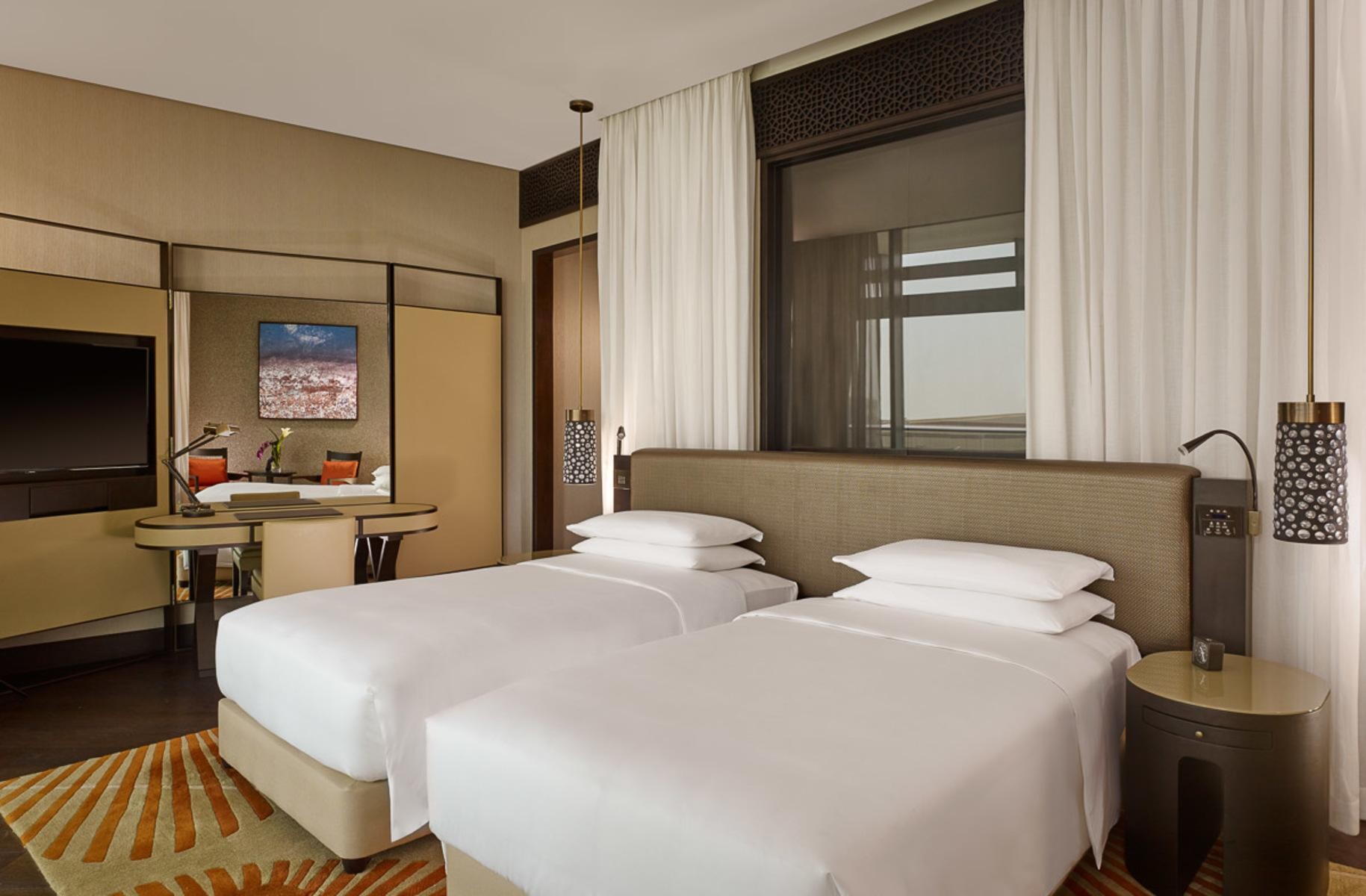 Grand Hyatt Abu Dhabi Hotel & Residences – Emirates Pearl 6