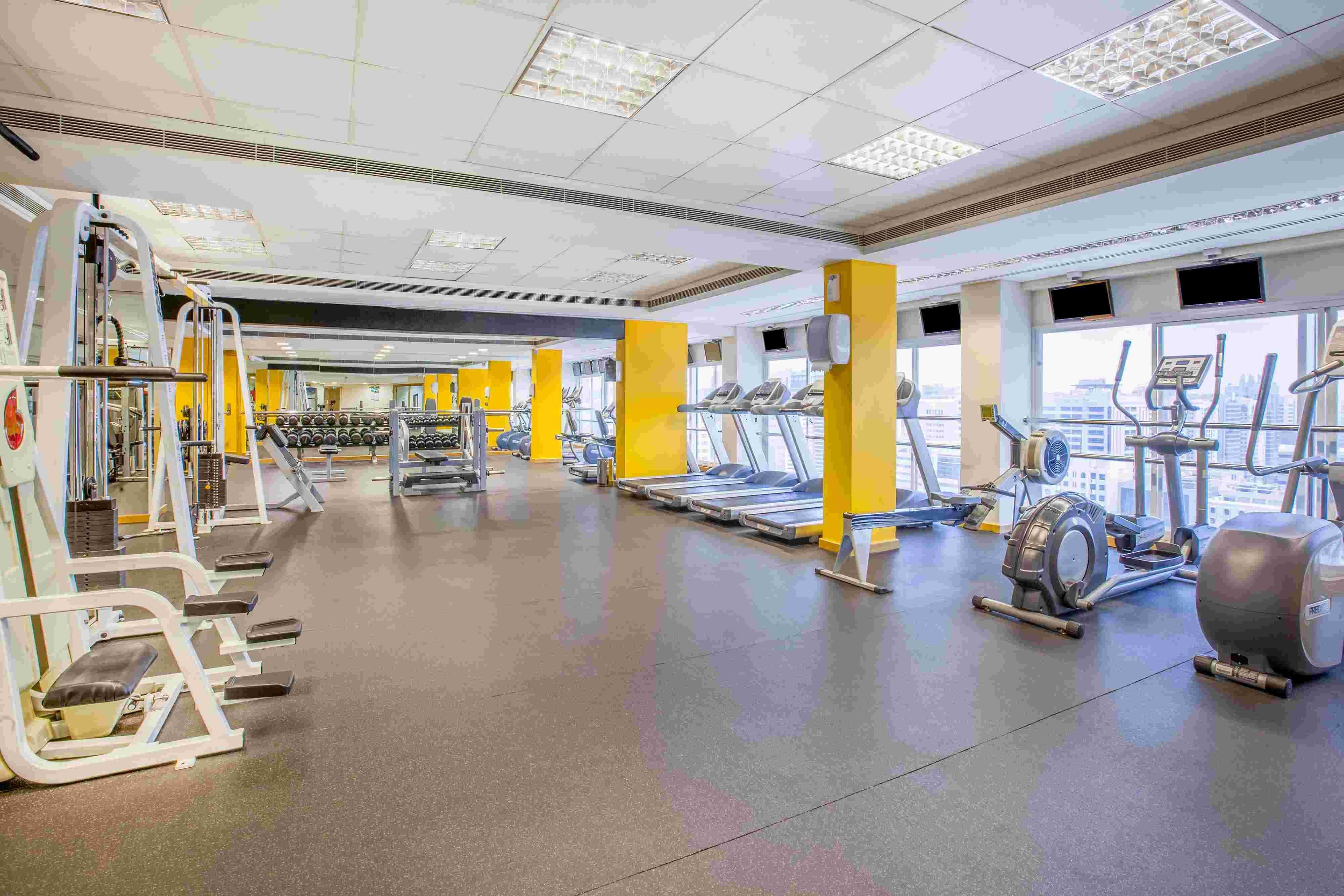 Millennium Downtown Abu Dhabi (ex:Crowne Plaza)  10