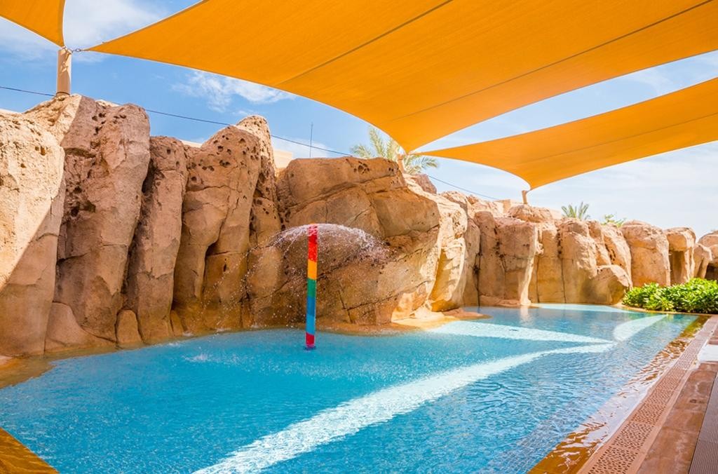 SAADIYAT ROTANA RESORT & VILLAS 10