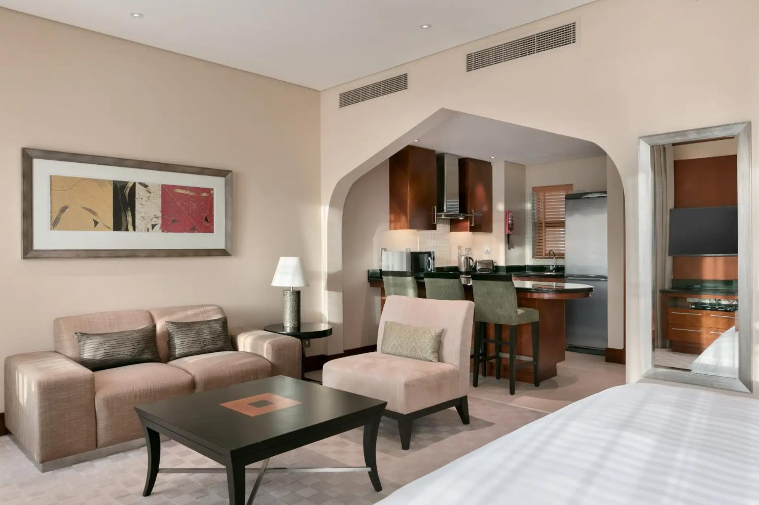 Shangri La Qaryat Al Beri Abu Dhabi 9