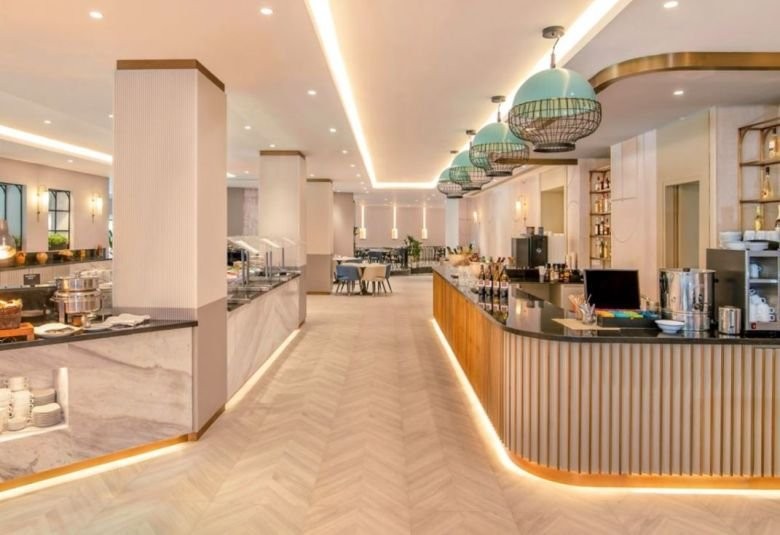 Sheraton Abu Dhabi Hotel & Resort 12