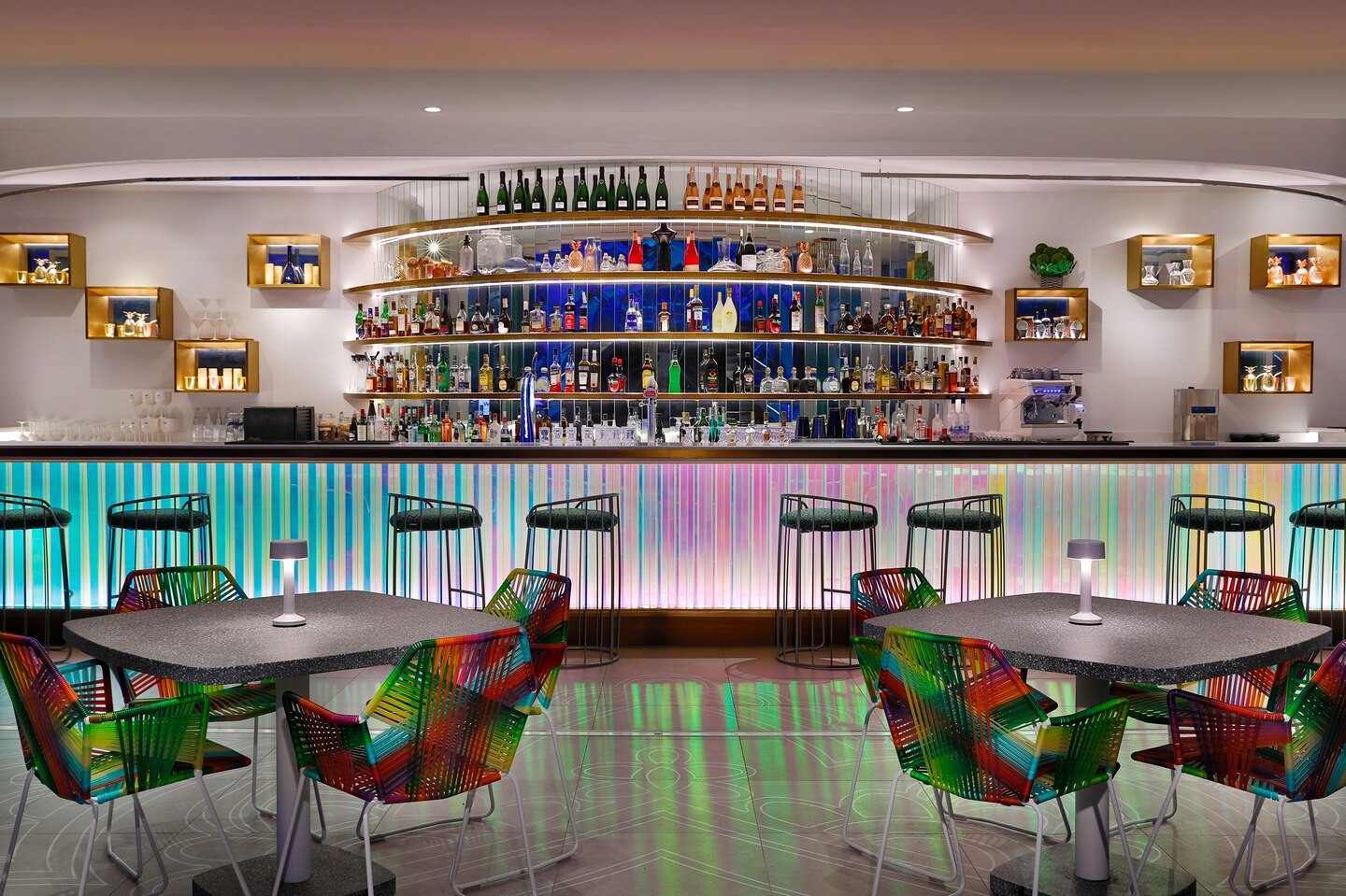 W Abu Dhabi – Yas Island (Ex. Yas Viceroy) 9