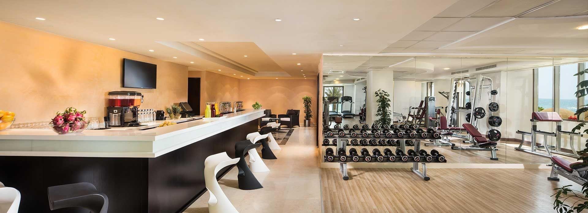 Bahi Ajman Palace Hotel 12