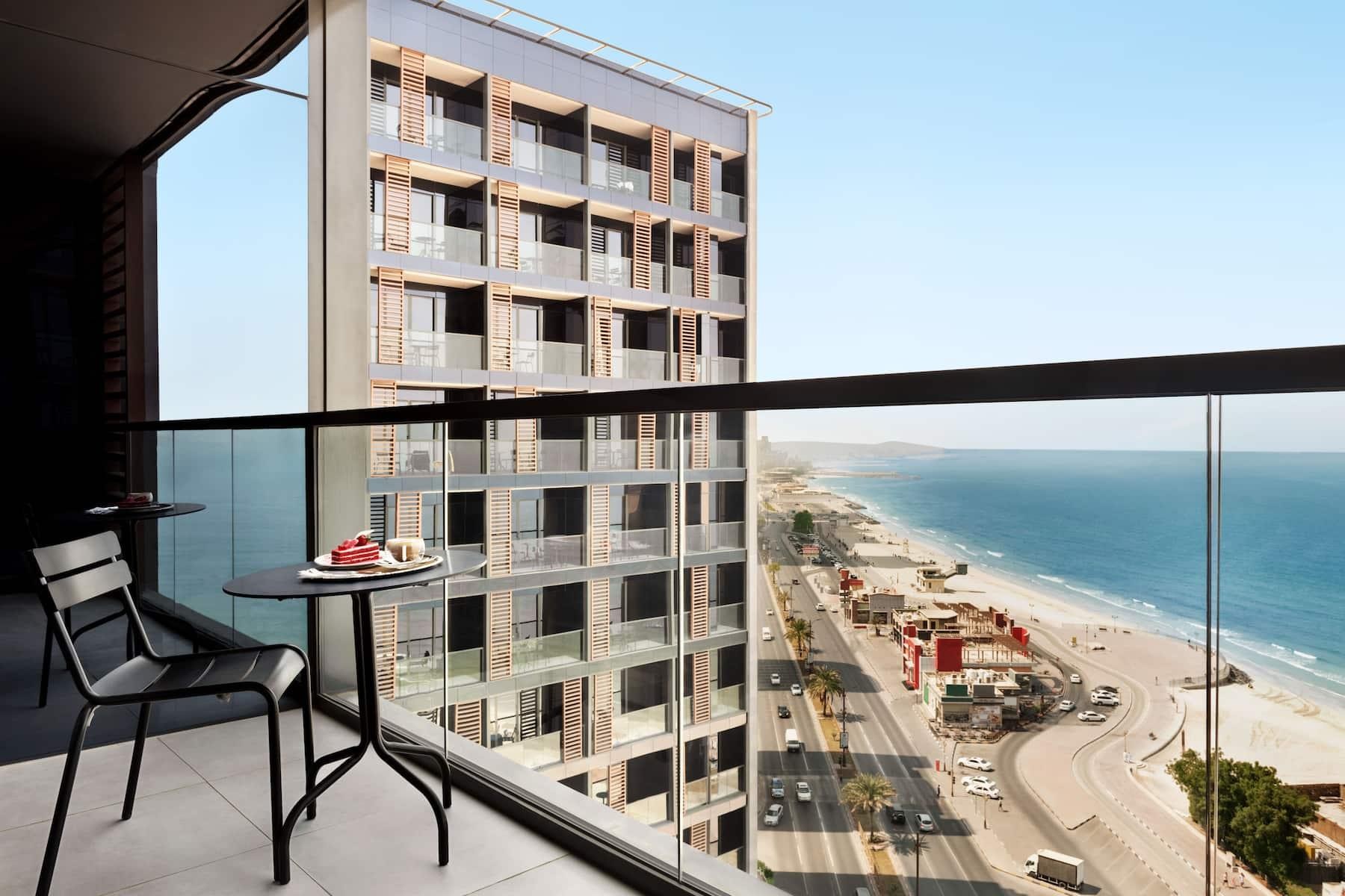 Wyndham Garden Ajman Corniche 13