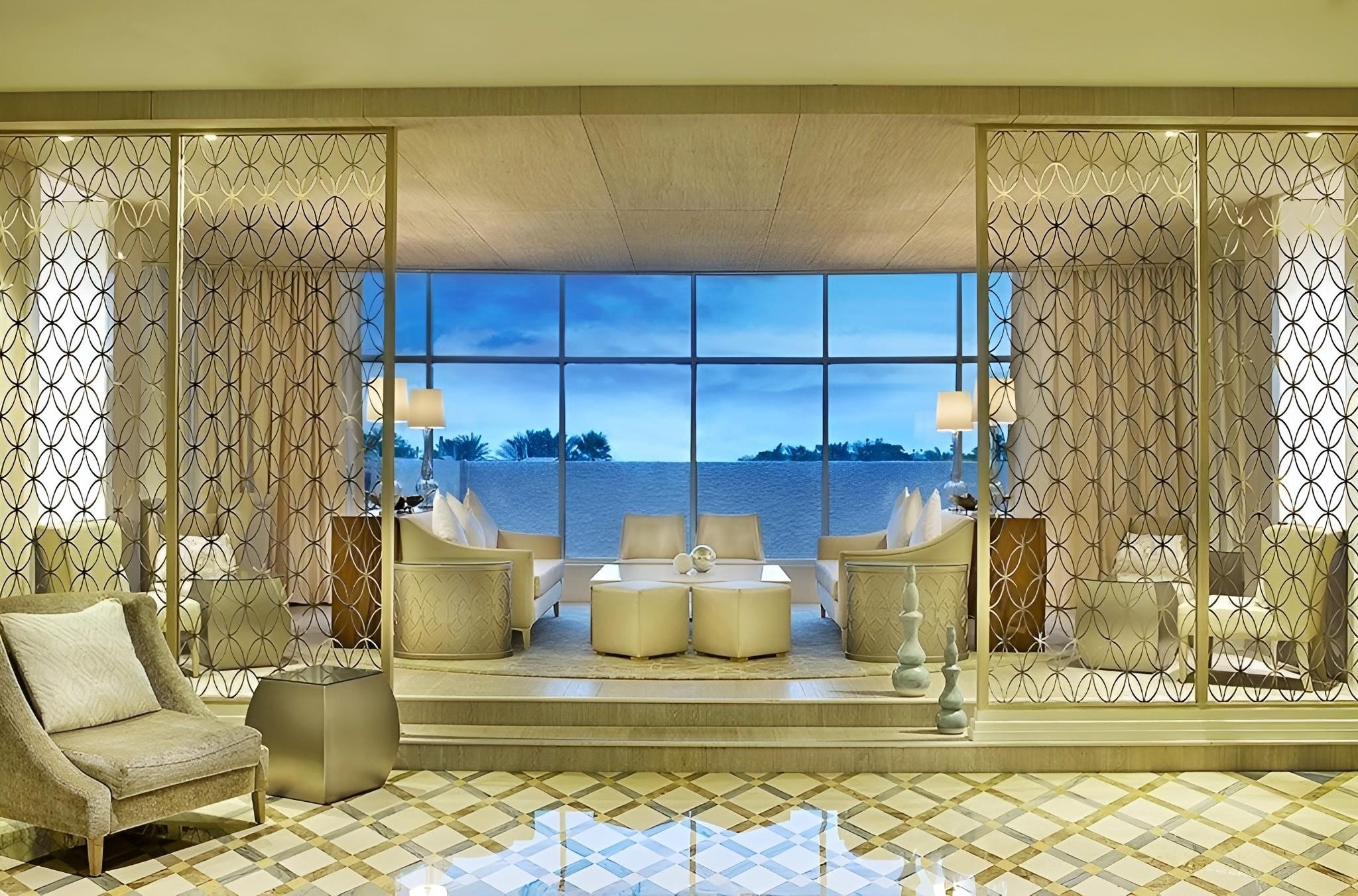 Al Habtoor Grand Resort, Autograph Collection 22