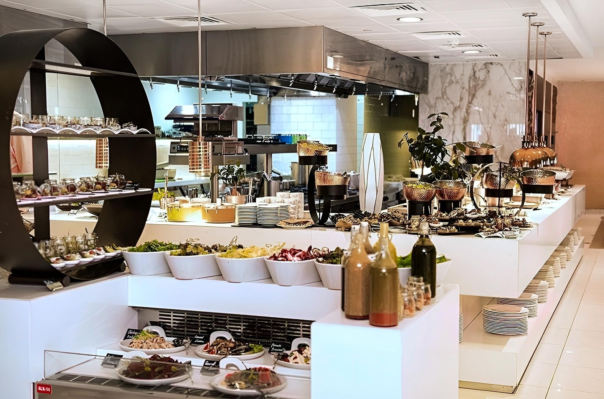 Al Habtoor Grand Resort, Autograph Collection 9