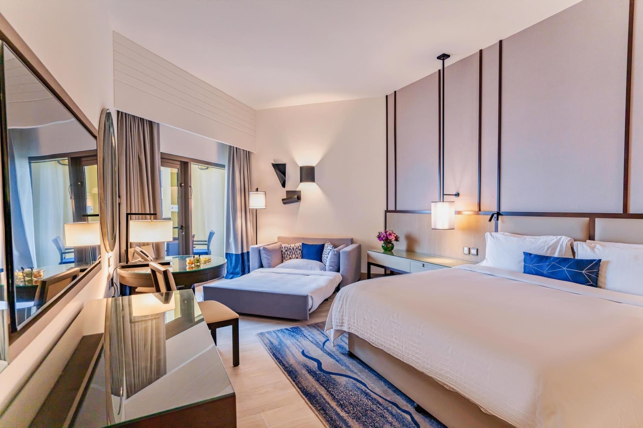 AMWAJ ROTANA JUMEIRAH BEACH 6