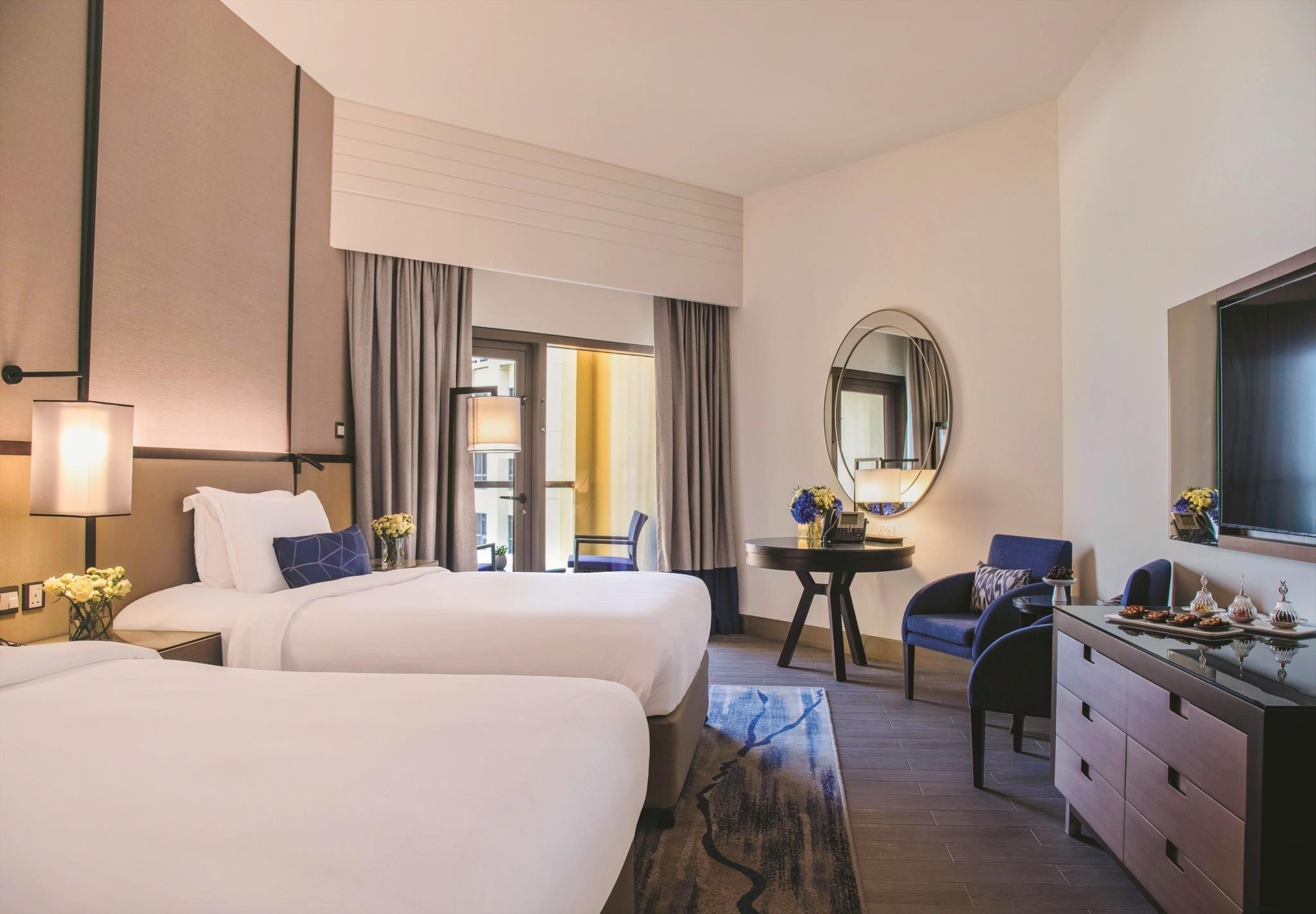 AMWAJ ROTANA JUMEIRAH BEACH 5