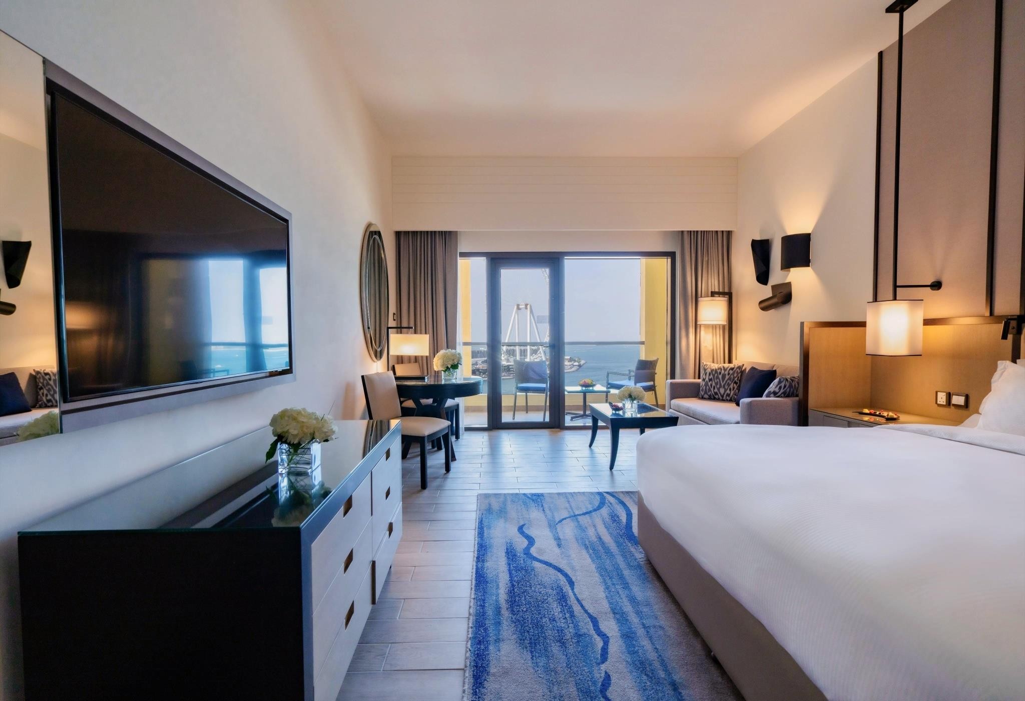 AMWAJ ROTANA JUMEIRAH BEACH 7