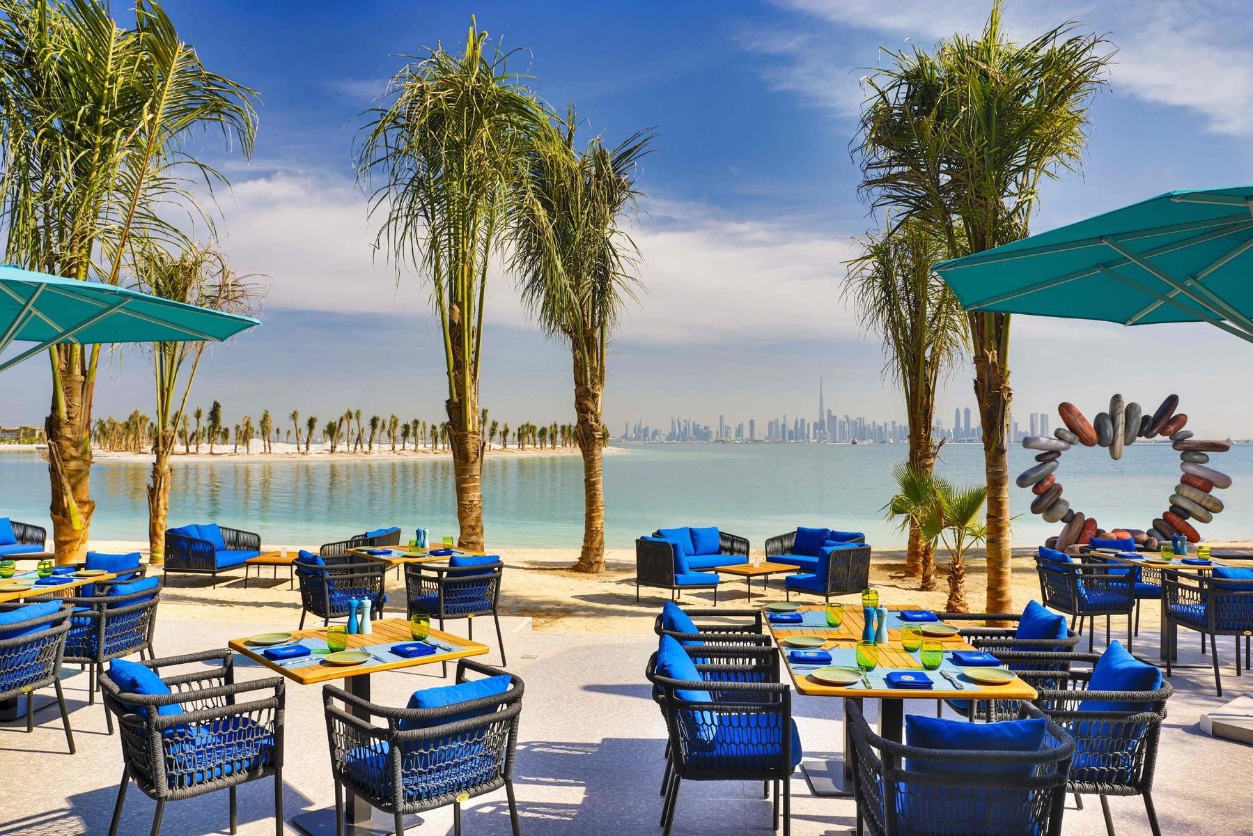 Anantara World Islands Dubai Resort 11