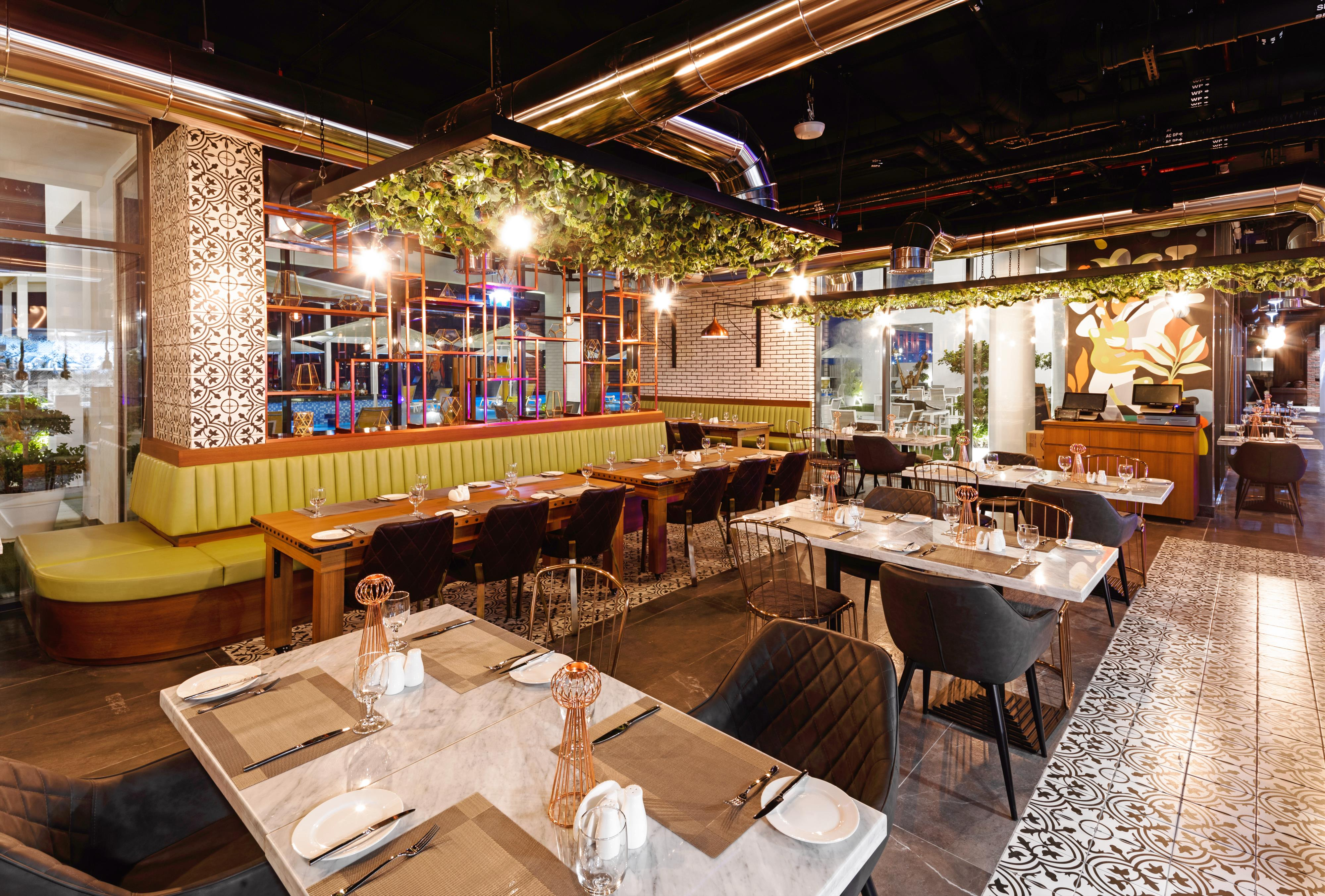 C Central Resort The Palm    15