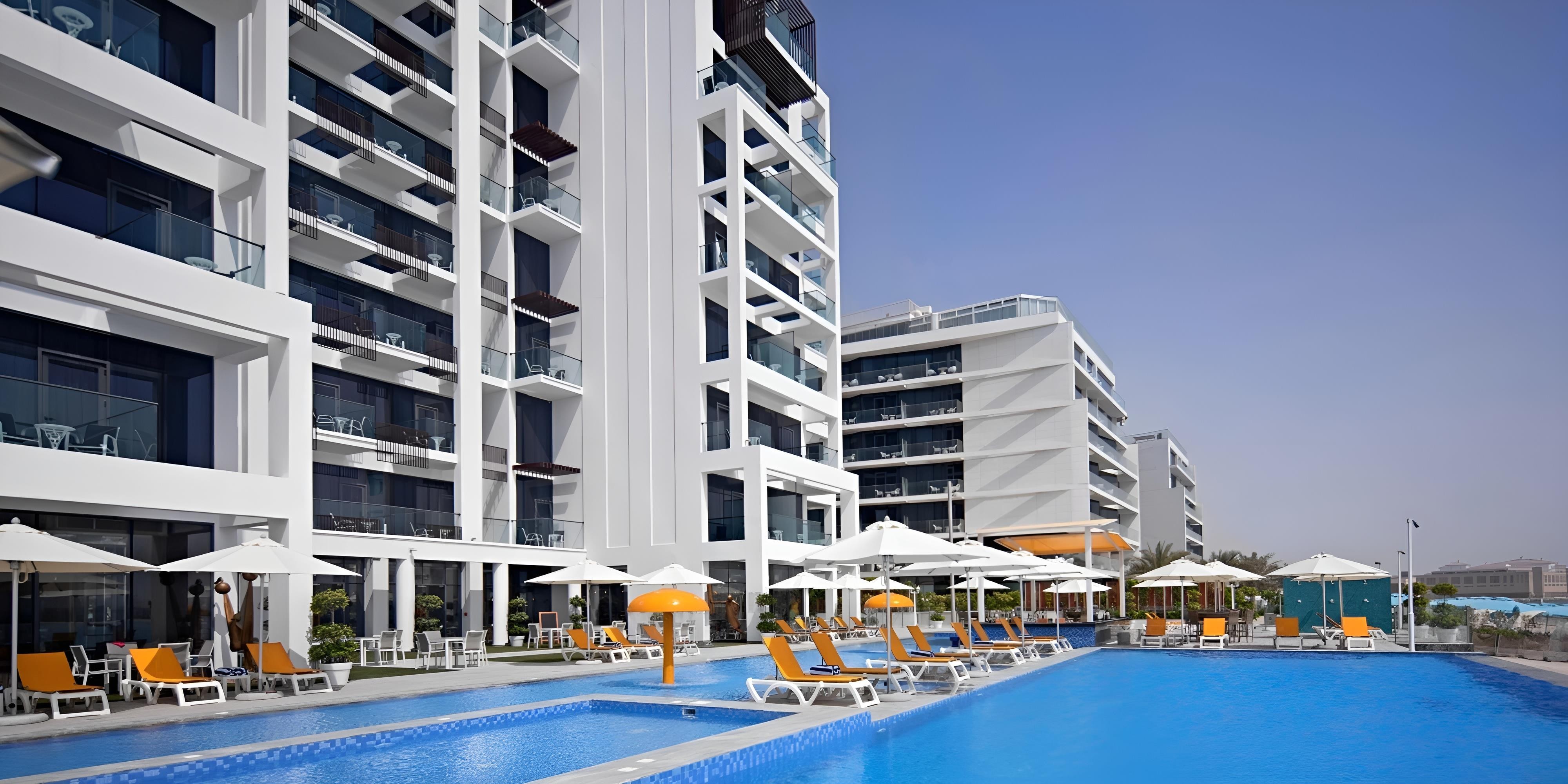 C Central Resort The Palm    5