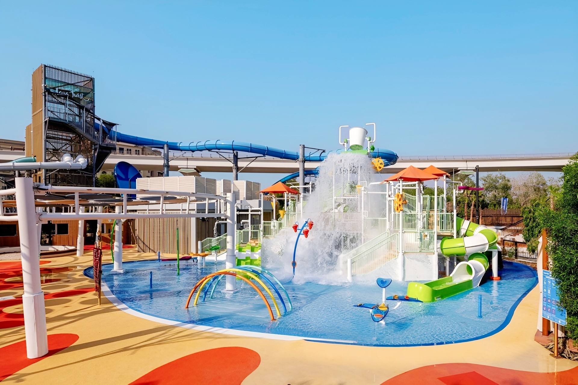 Grand Hyatt Dubai Resort and Waterpark 10