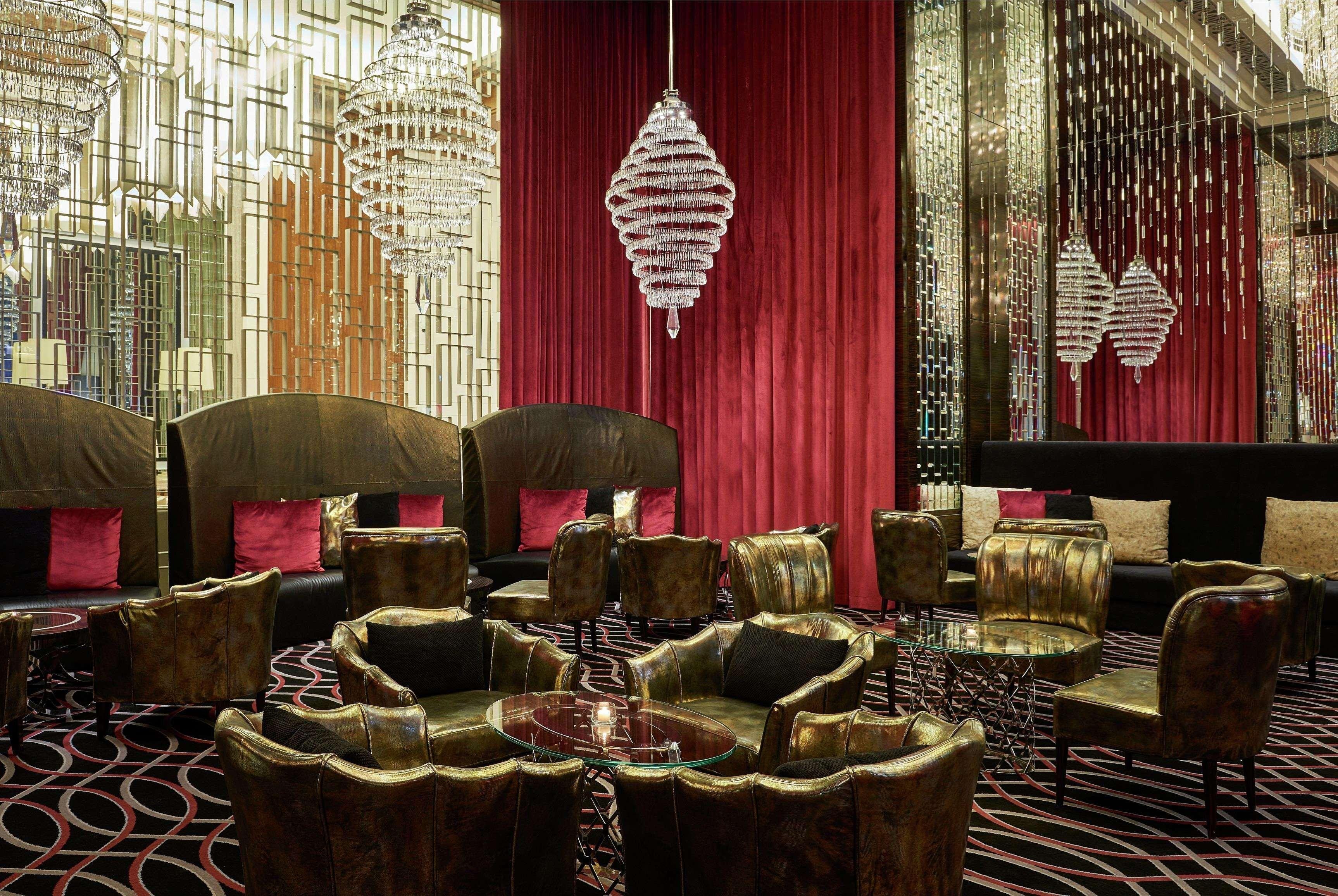 Hilton Dubai Al Habtoor City 19