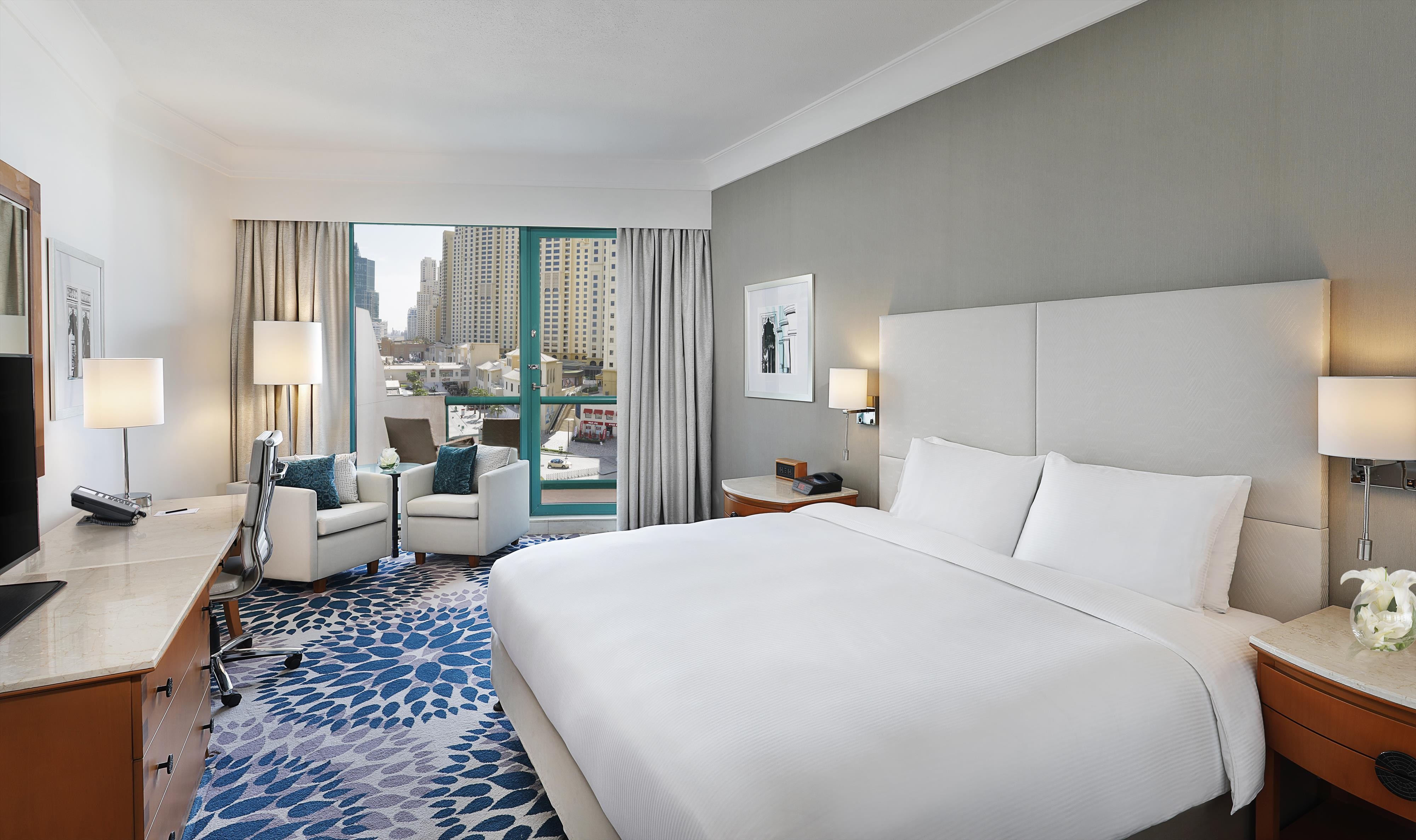 Hilton Dubai Jumeirah Beach 8