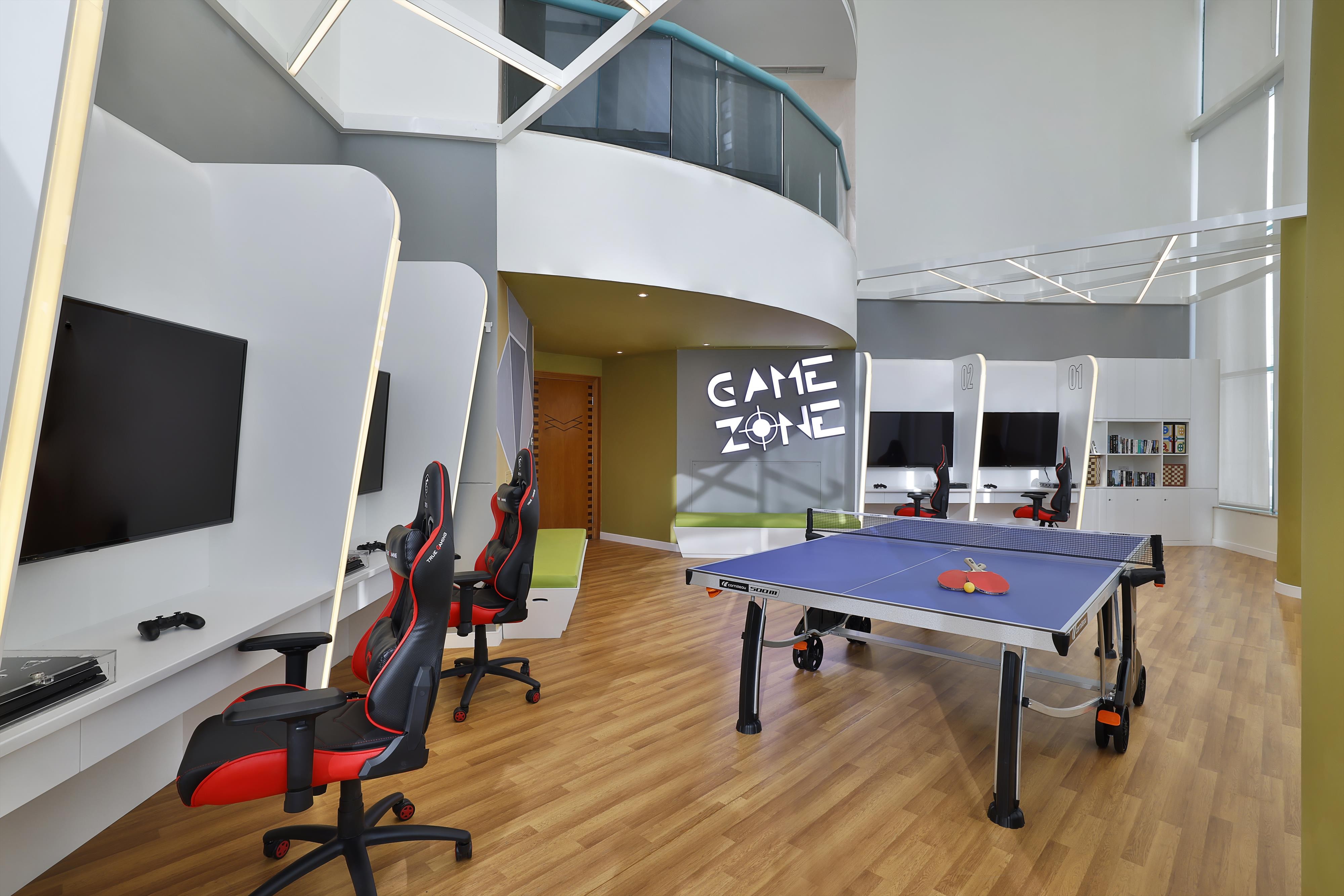 Hilton Dubai Jumeirah Beach 14